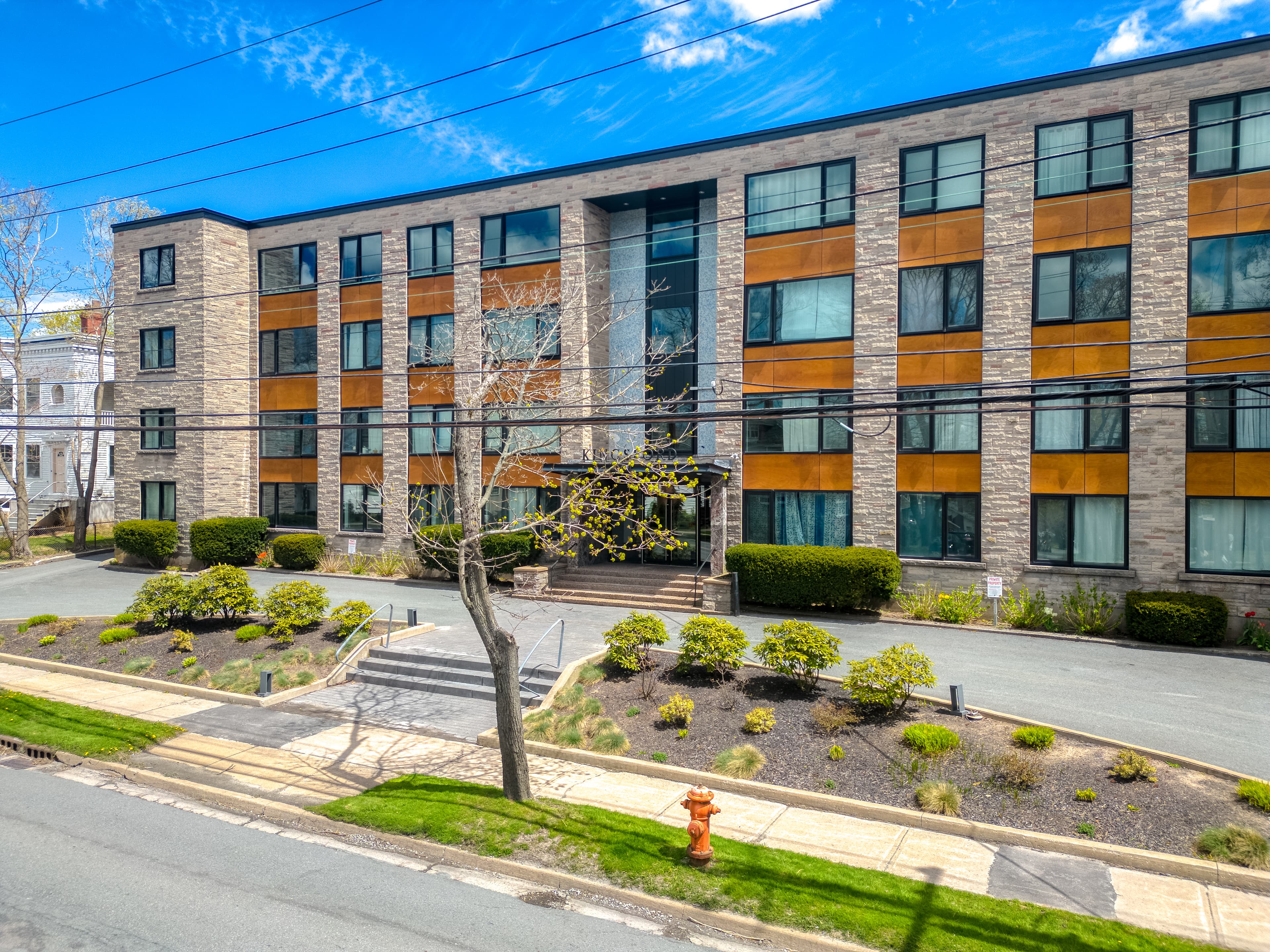 Templeton Properties — Bachelor - Photo 15