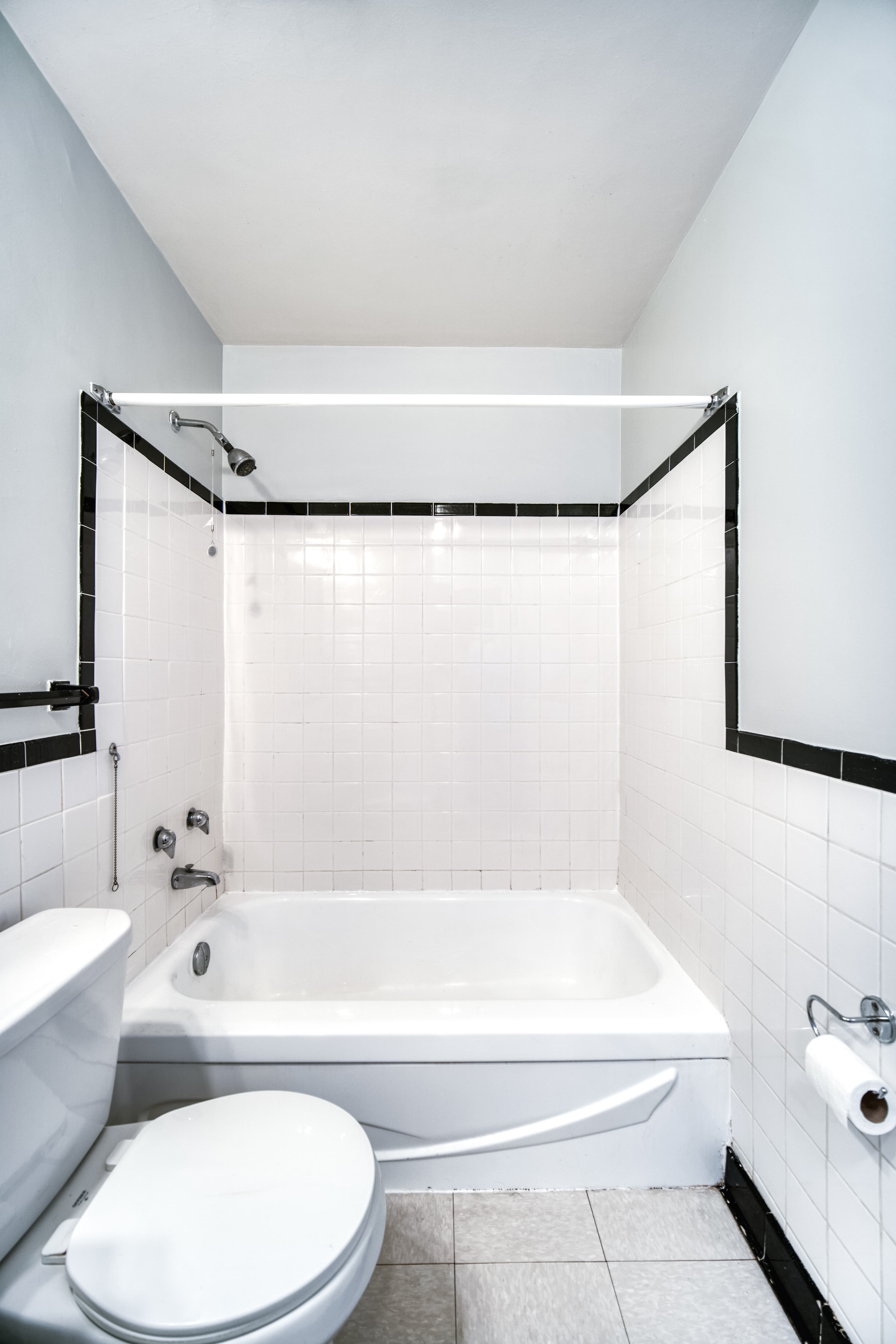 Templeton Properties — Bachelor - Photo 19