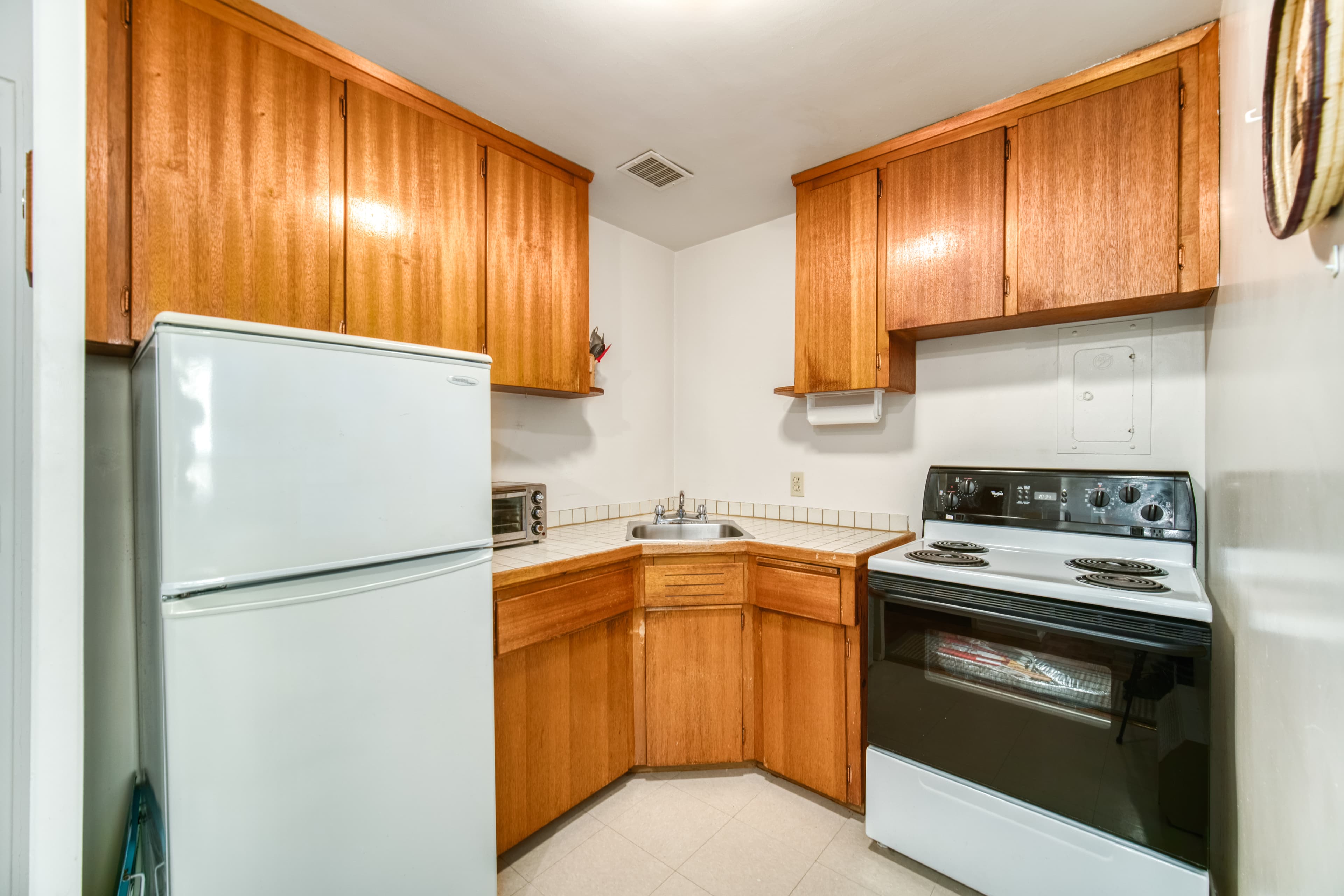 Templeton Properties — Bachelor - Photo 4