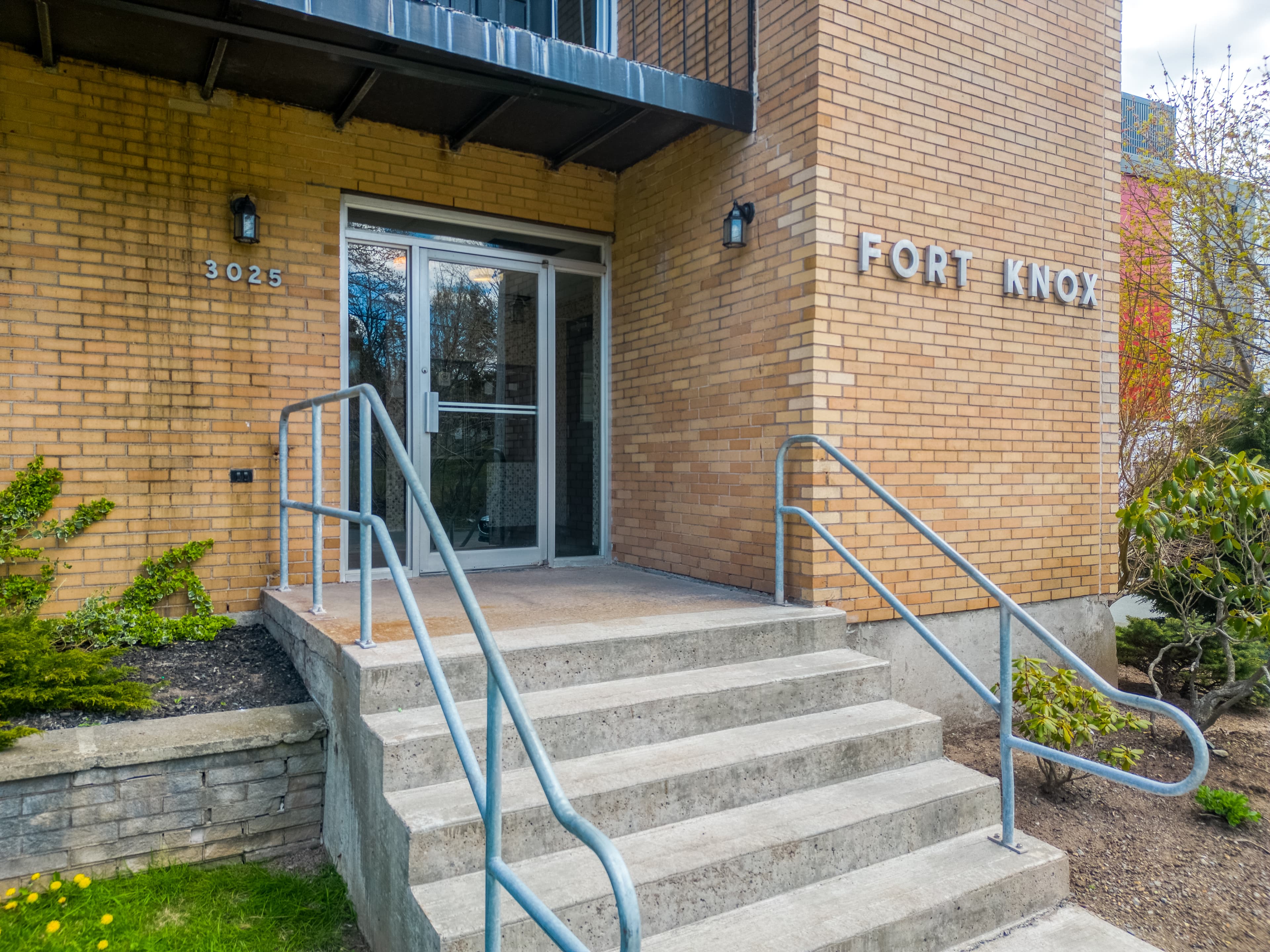 Templeton Properties — Bachelor - Photo 12