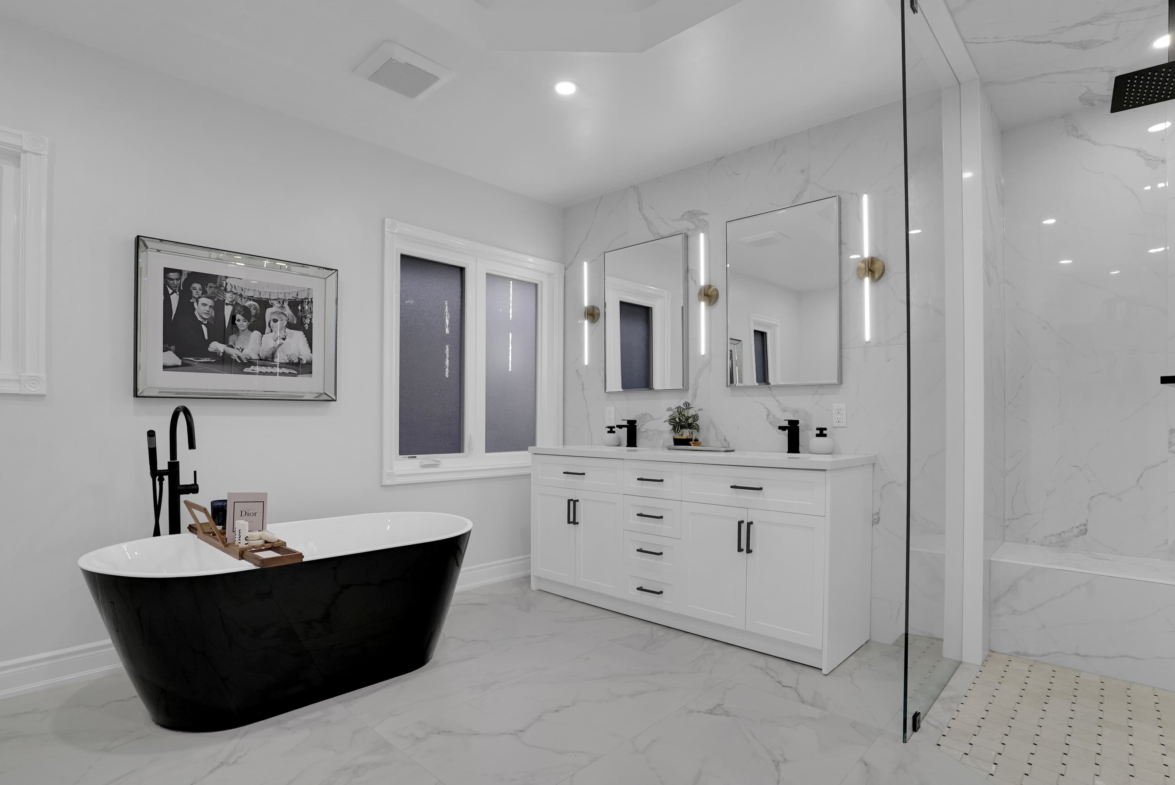 Rhenti — 5.5 Bedroom(s) and 5.5 Bathroom(s) - Photo 17