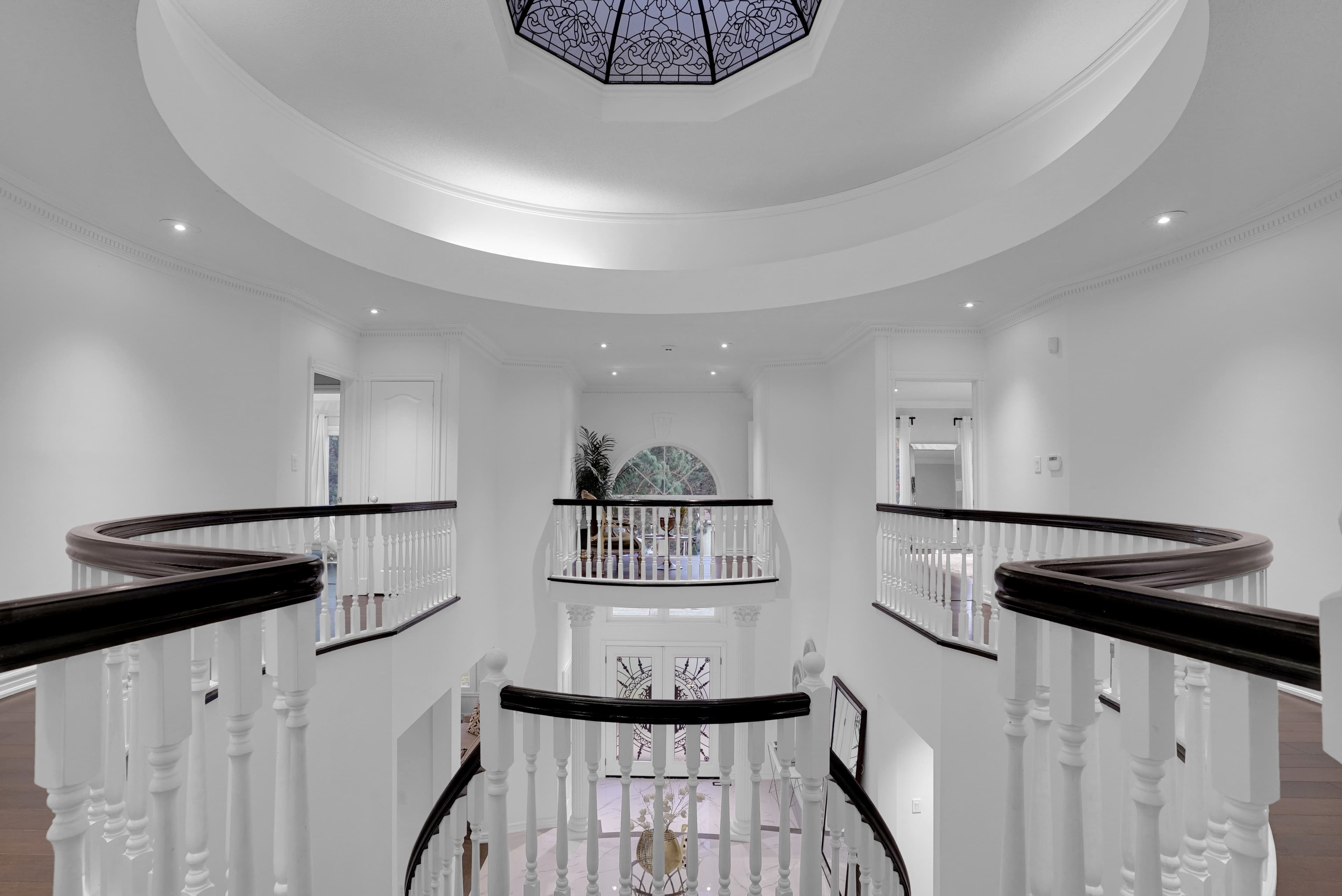 Rhenti — 5.5 Bedroom(s) and 5.5 Bathroom(s) - Photo 13