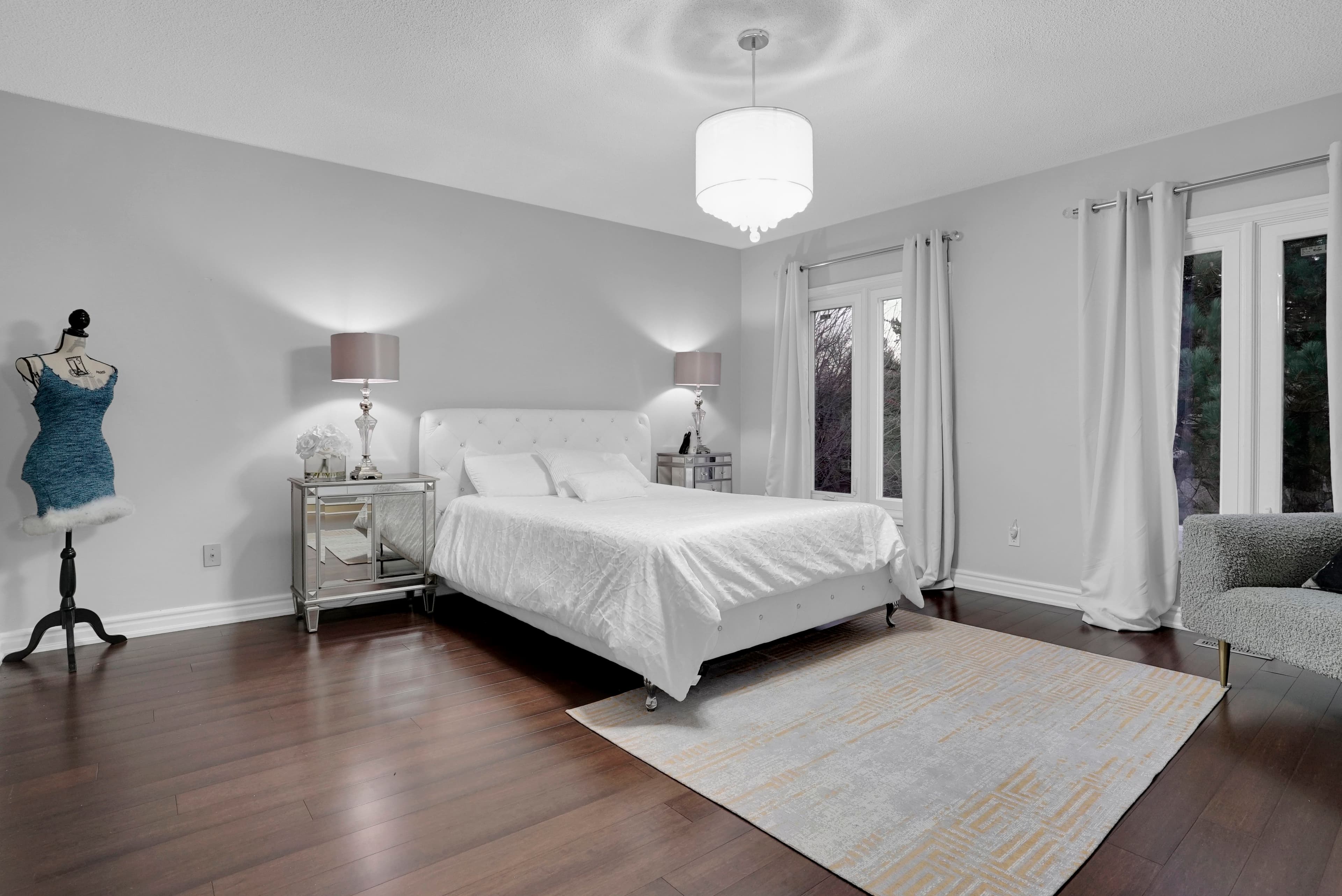 Rhenti — 5.5 Bedroom(s) and 5.5 Bathroom(s) - Photo 16