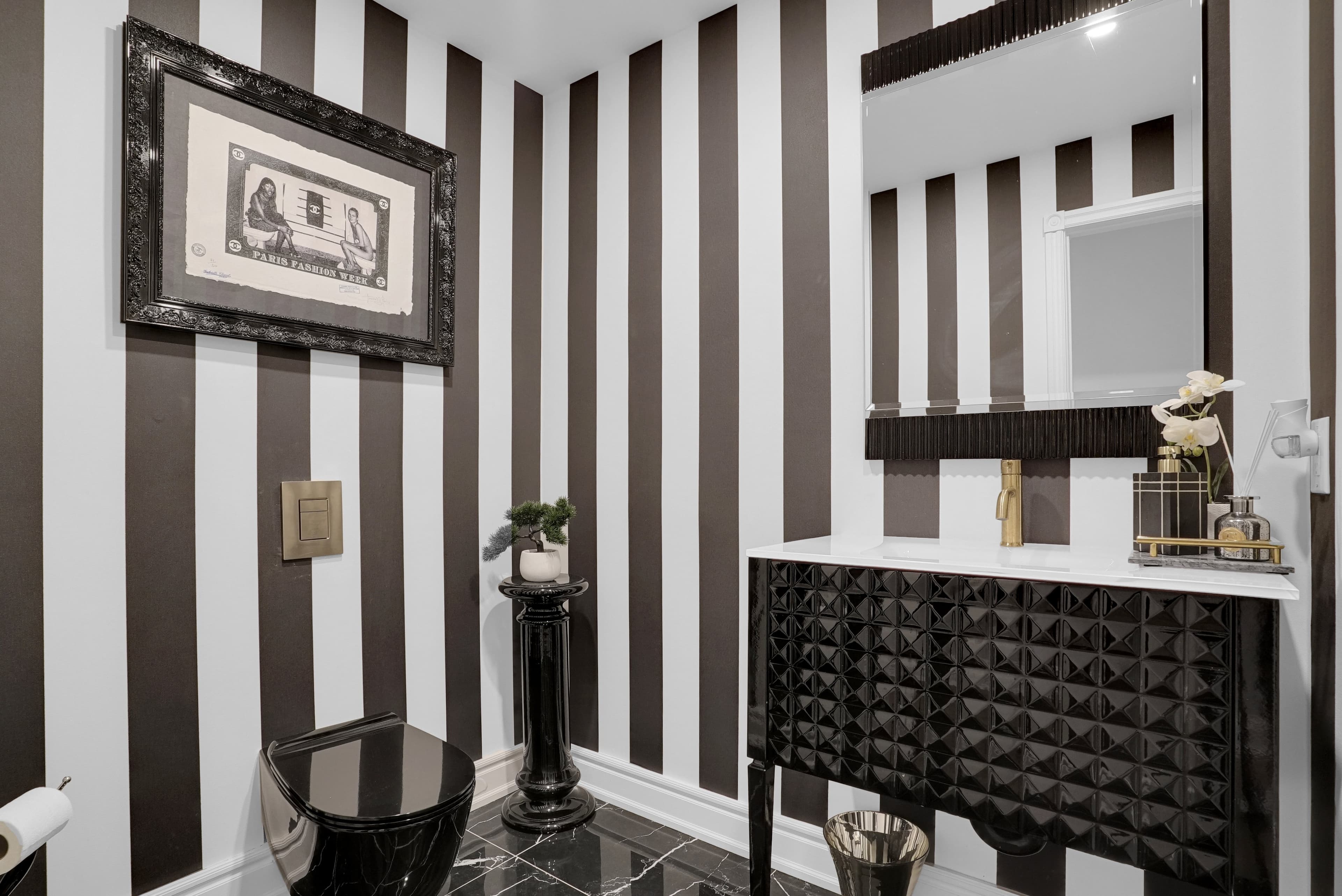 Rhenti — 5.5 Bedroom(s) and 5.5 Bathroom(s) - Photo 11