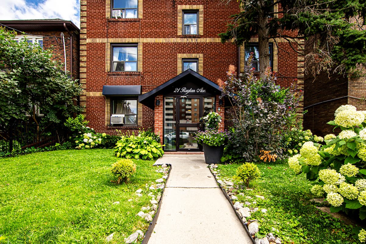 Hazelview Properties — 1 Bed - Photo 14