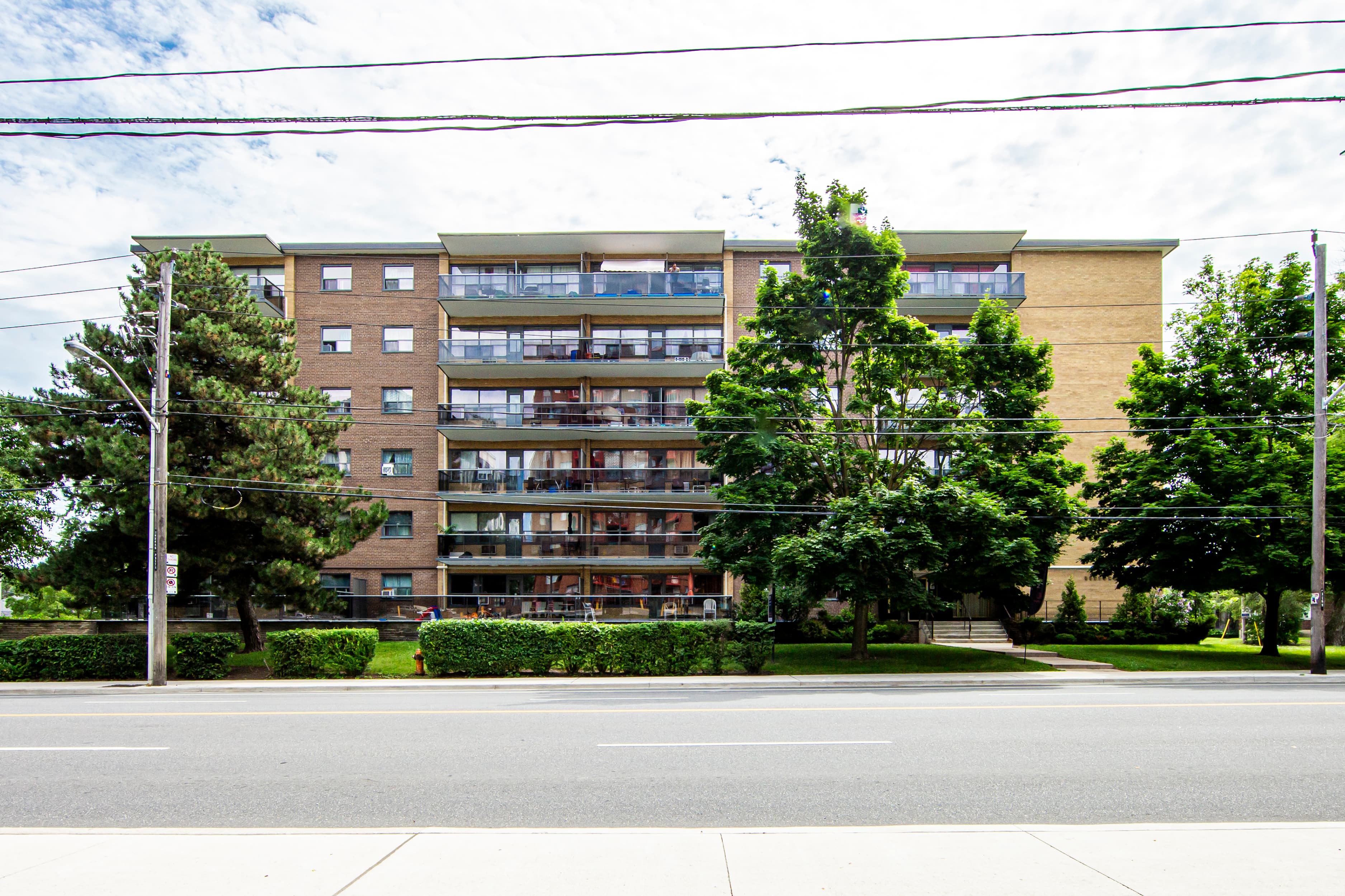 Hazelview Properties — 1 Bed 1 Bath - Photo 9