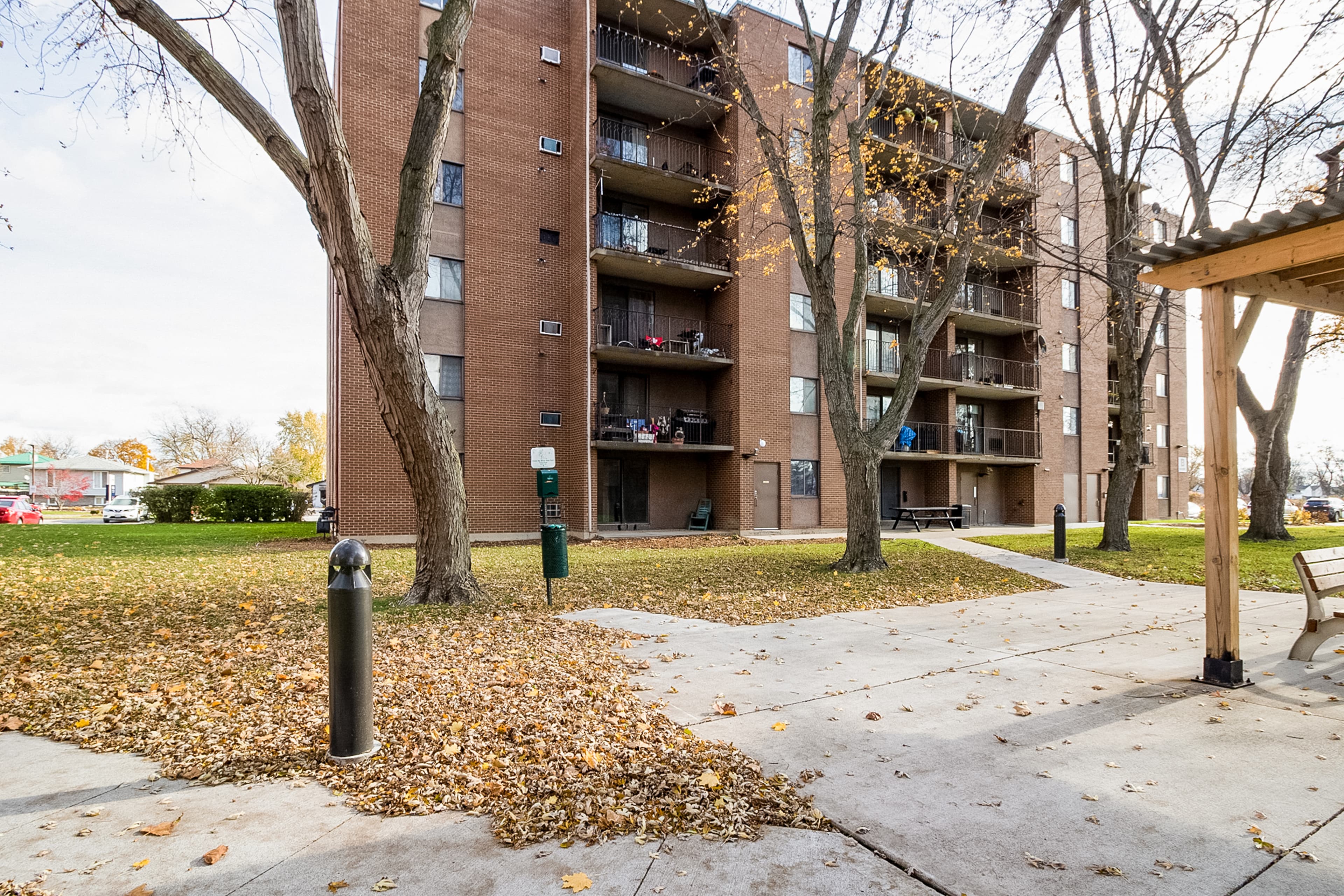 Hazelview Properties — 1 BED - Photo 11
