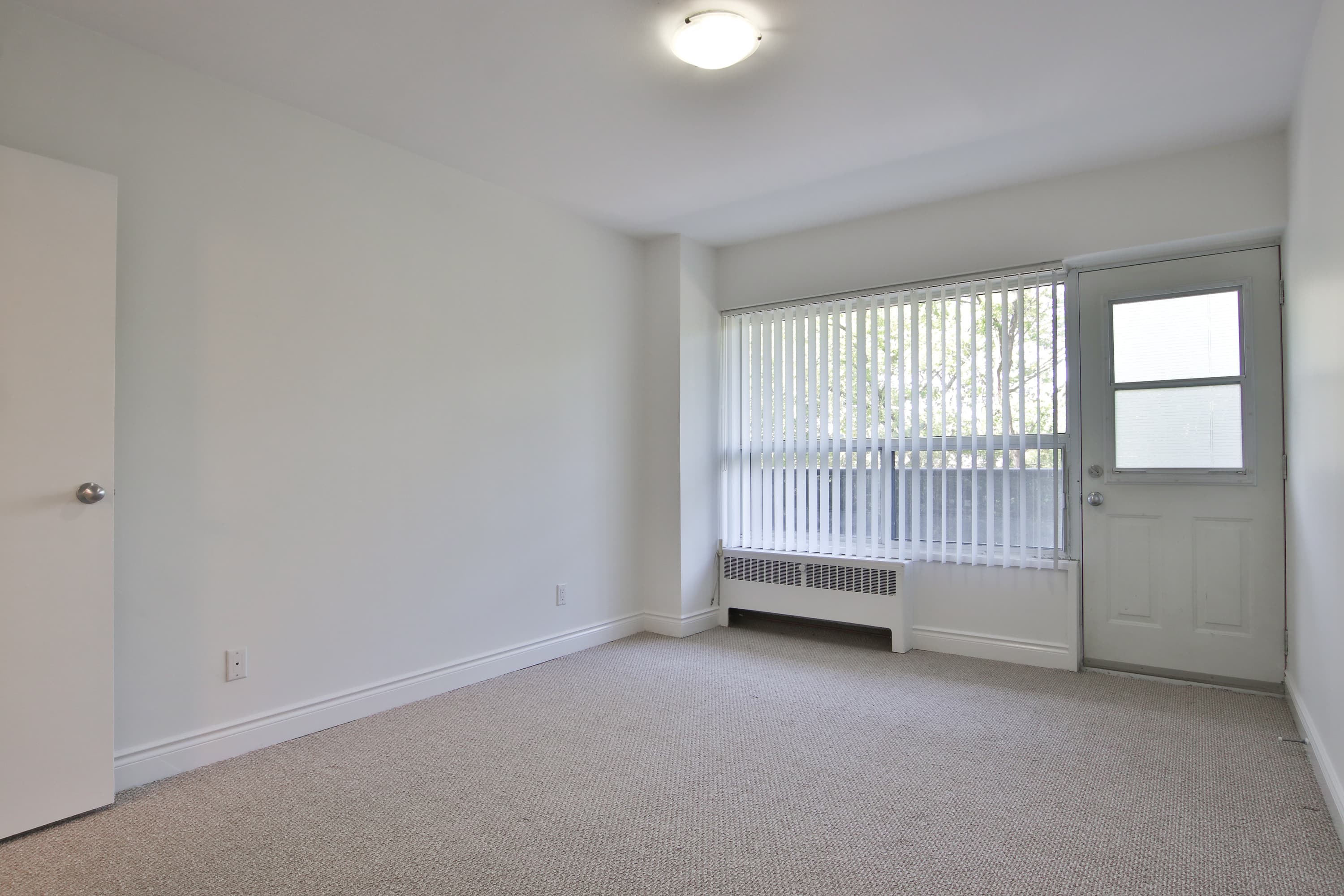 Westdale Properties — 2 Bed - Unit C (East Penthouse) - Photo 8