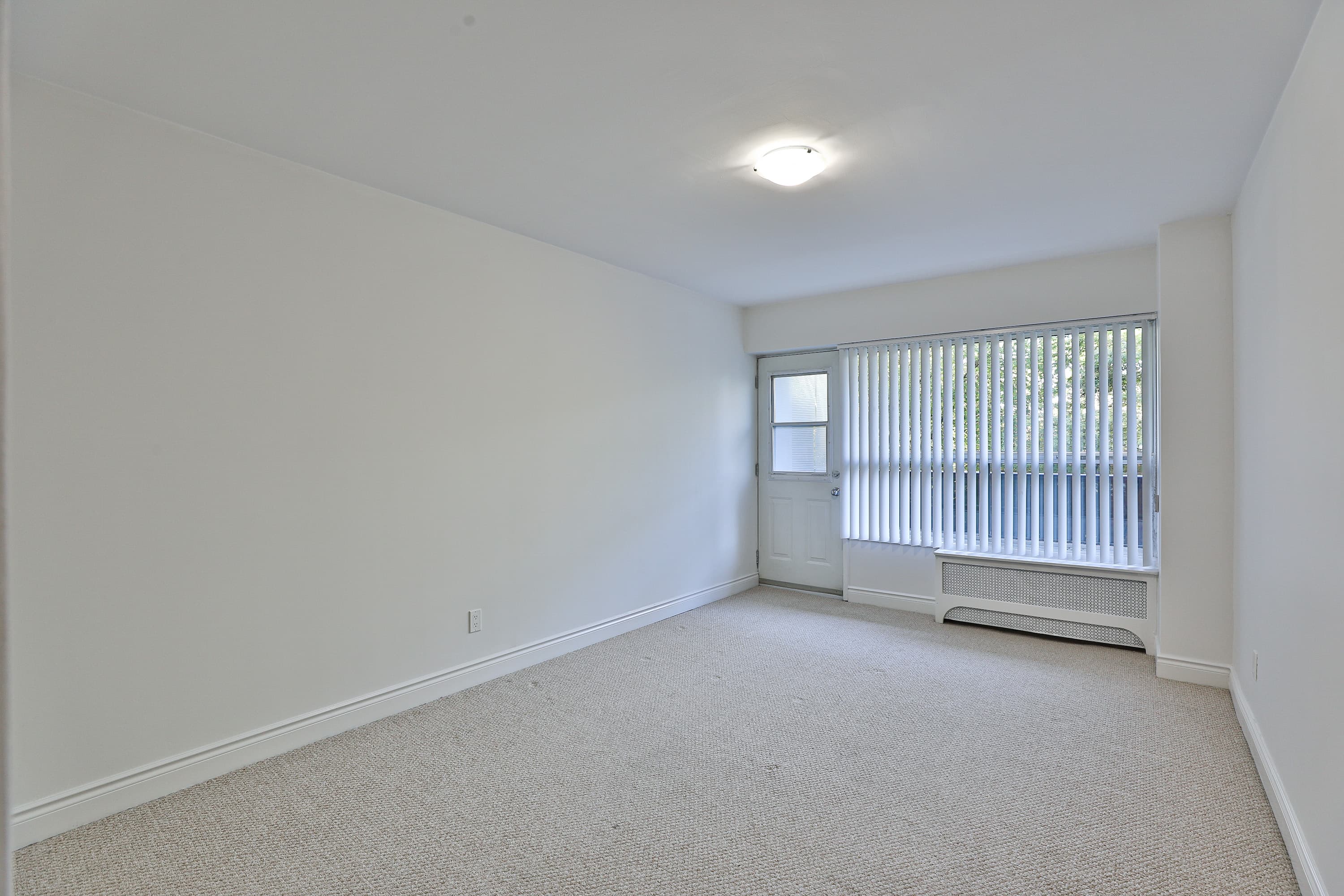 Westdale Properties — 2 Bed - Unit C (East Penthouse) - Photo 37