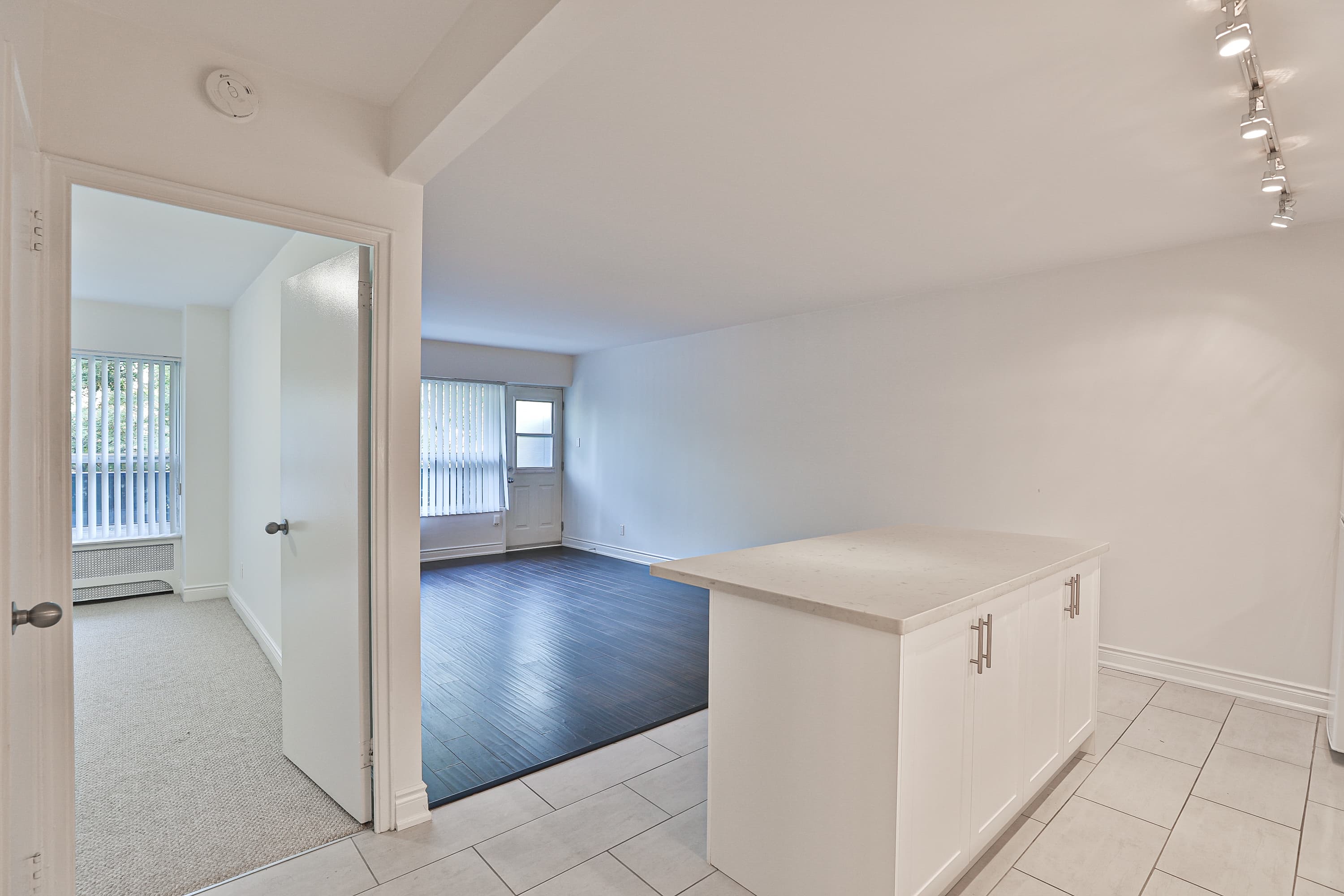 Westdale Properties — 2 Bed - Unit C (East Penthouse) - Photo 38