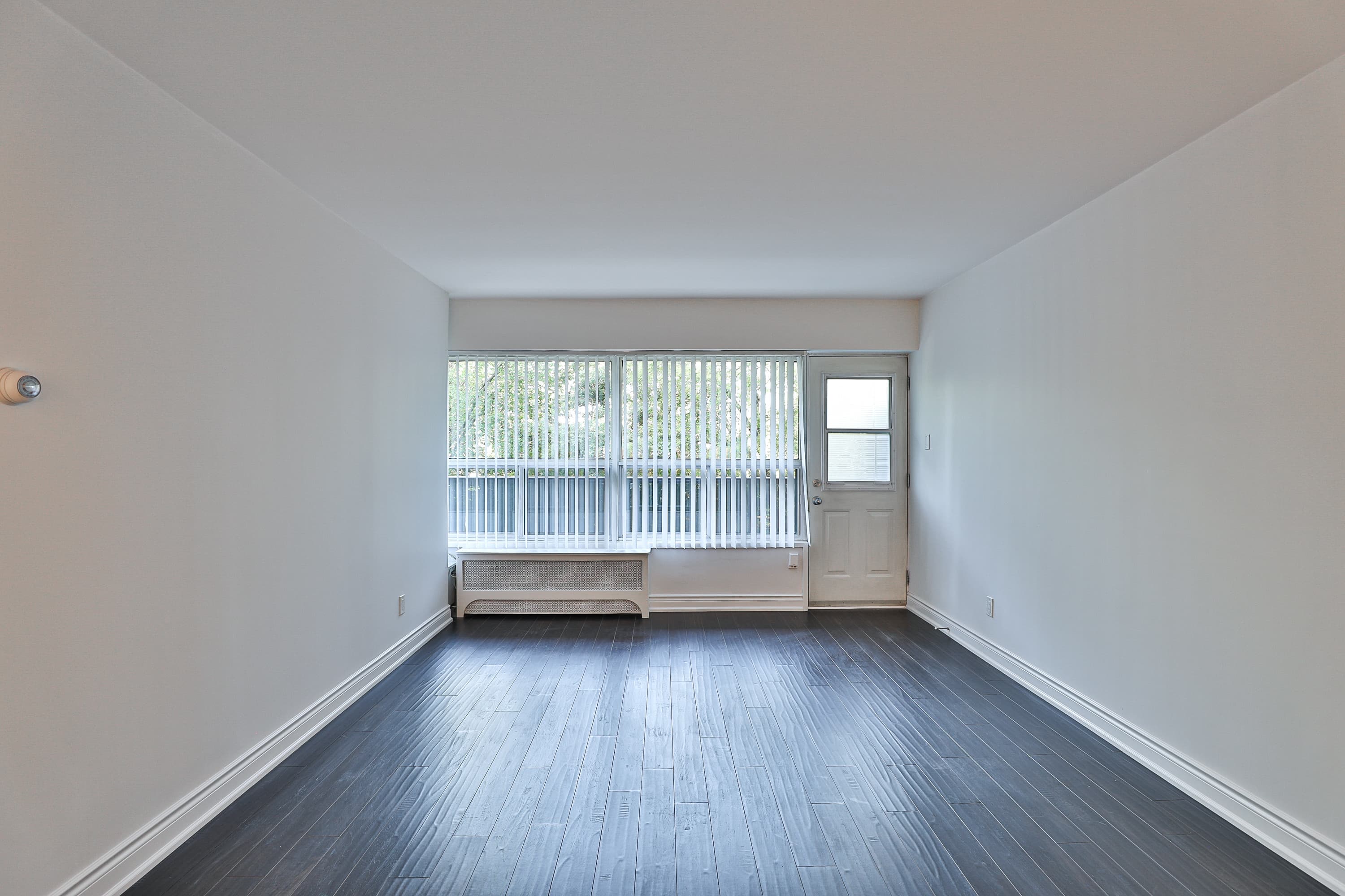 Westdale Properties — 2 Bed - Unit C (East Penthouse) - Photo 27