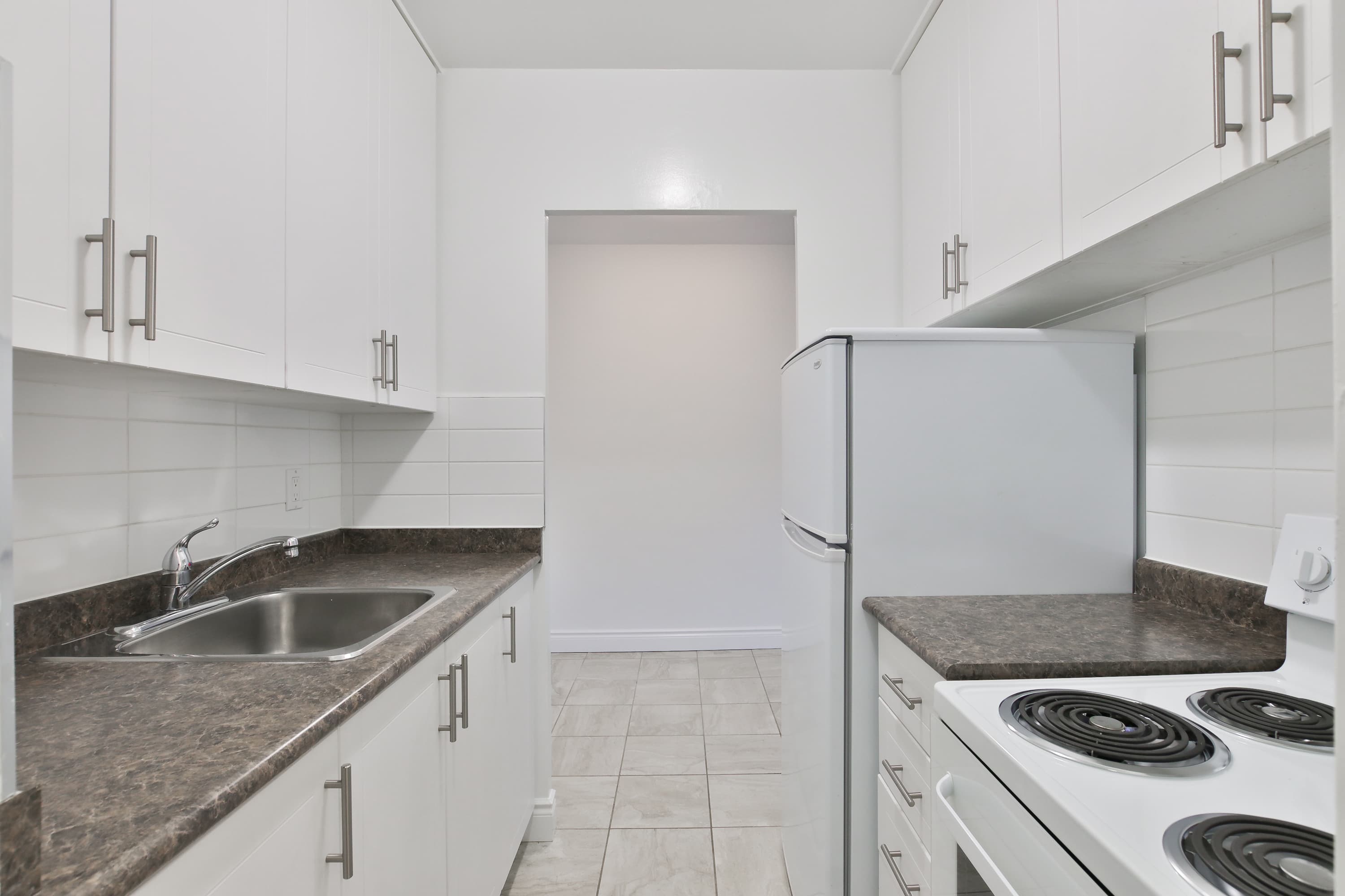 Westdale Properties — 2 Bed - Unit C (East Penthouse) - Photo 72