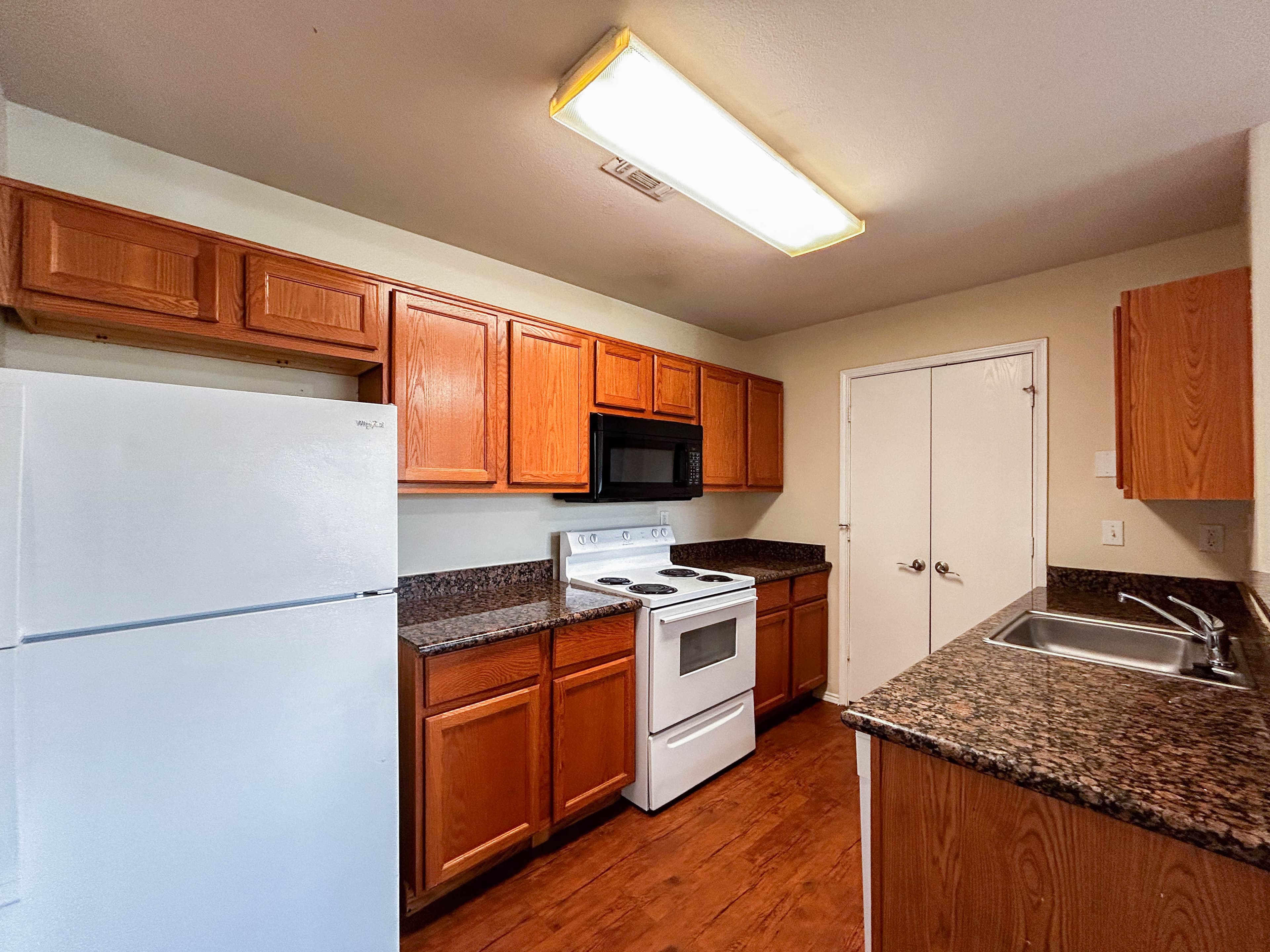 Scott Brown Properties - Photo 6