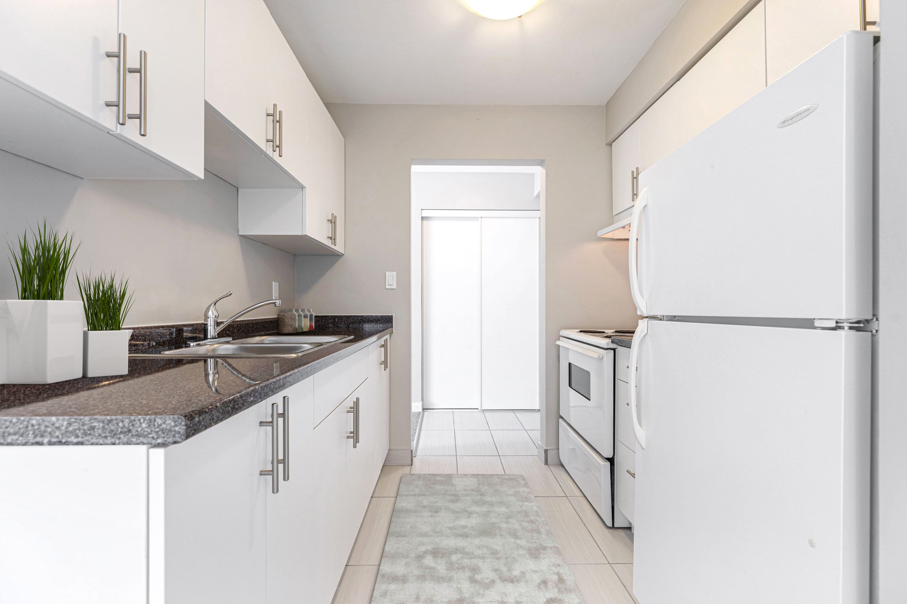 Hazelview Properties — 1 BED - Photo 2