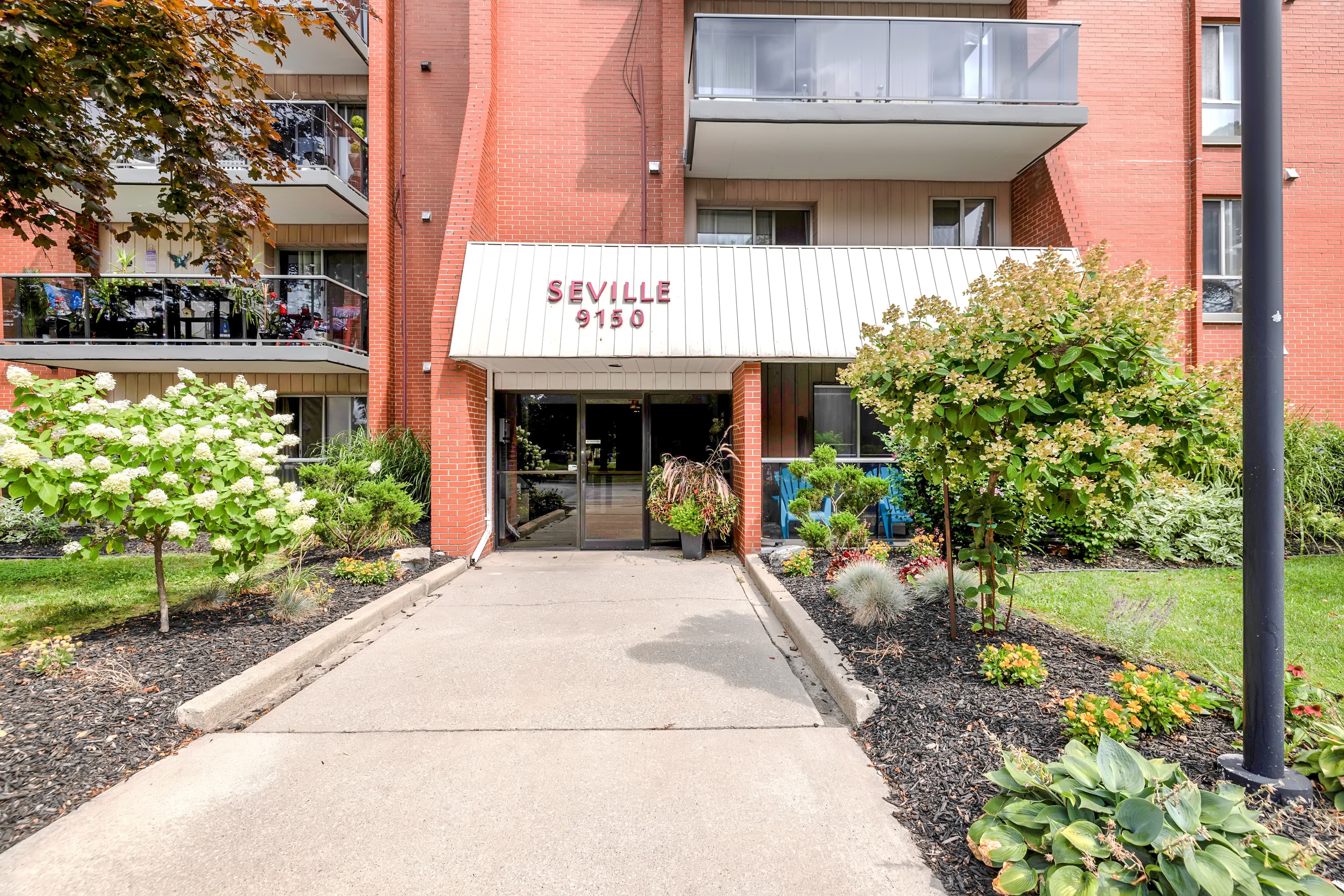 Hazelview Properties — 1 BED - Photo 10