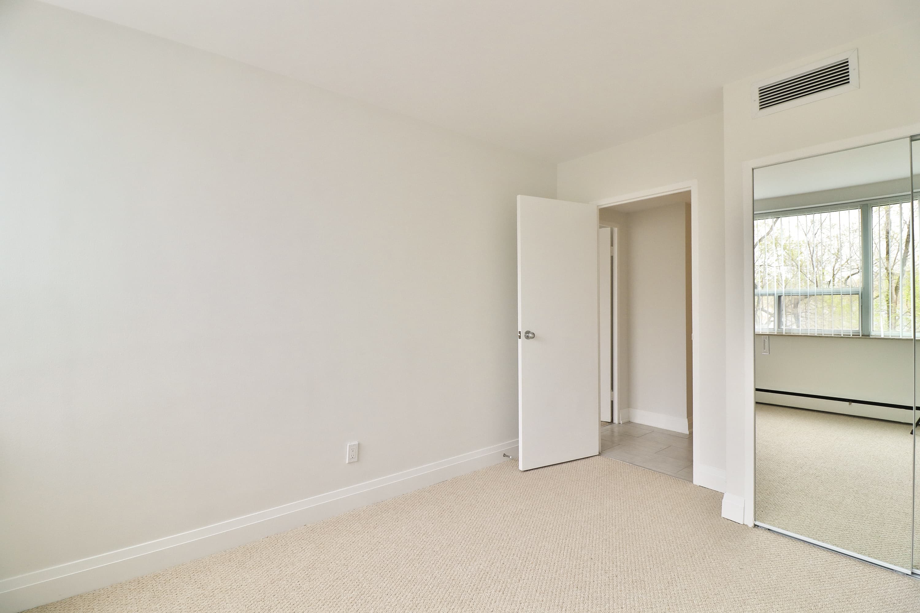 Westdale Properties — 2 Bed / 1.5 Bath - Photo 18