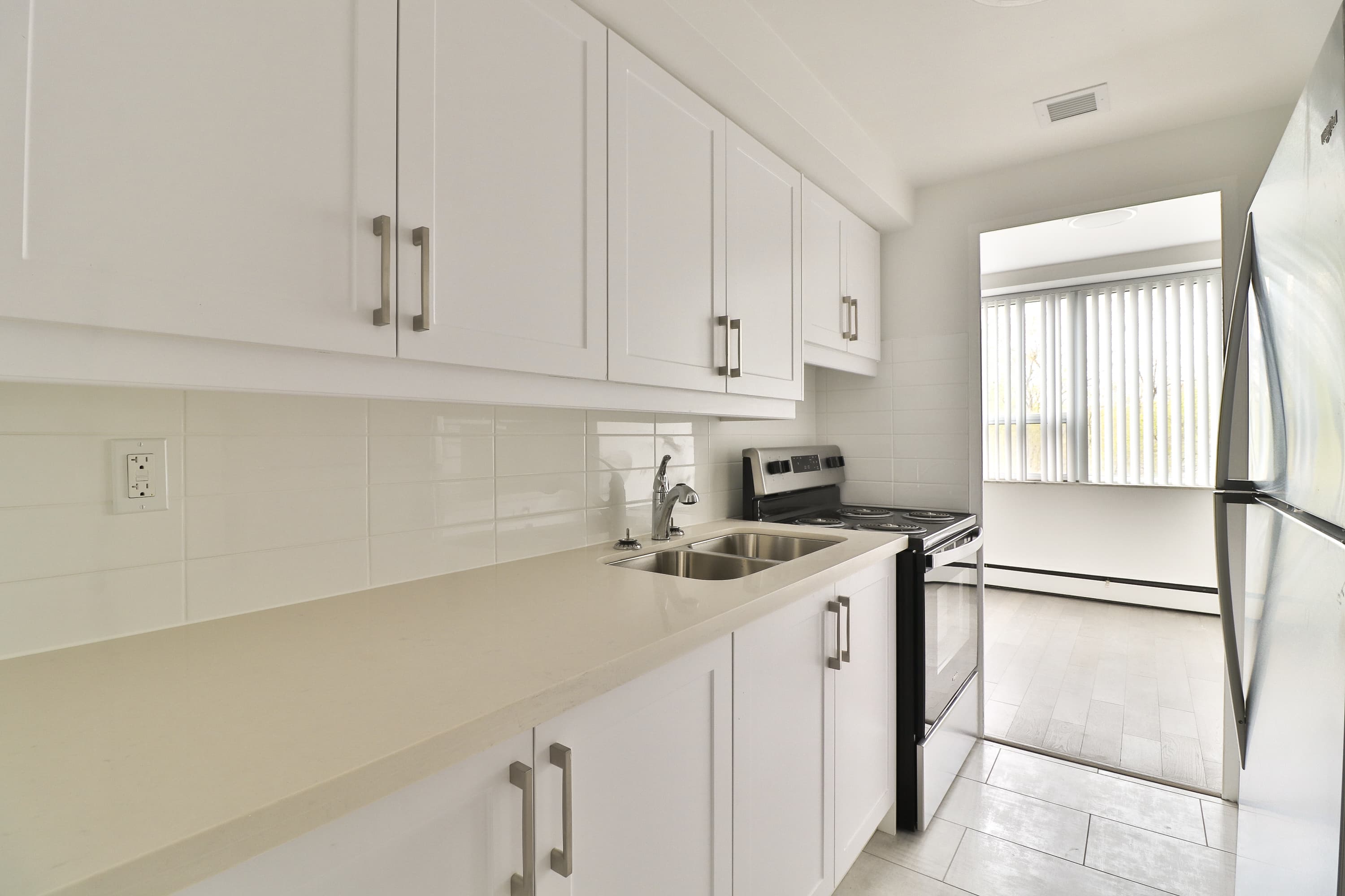Westdale Properties — 2 Bed / 1.5 Bath - Photo 13