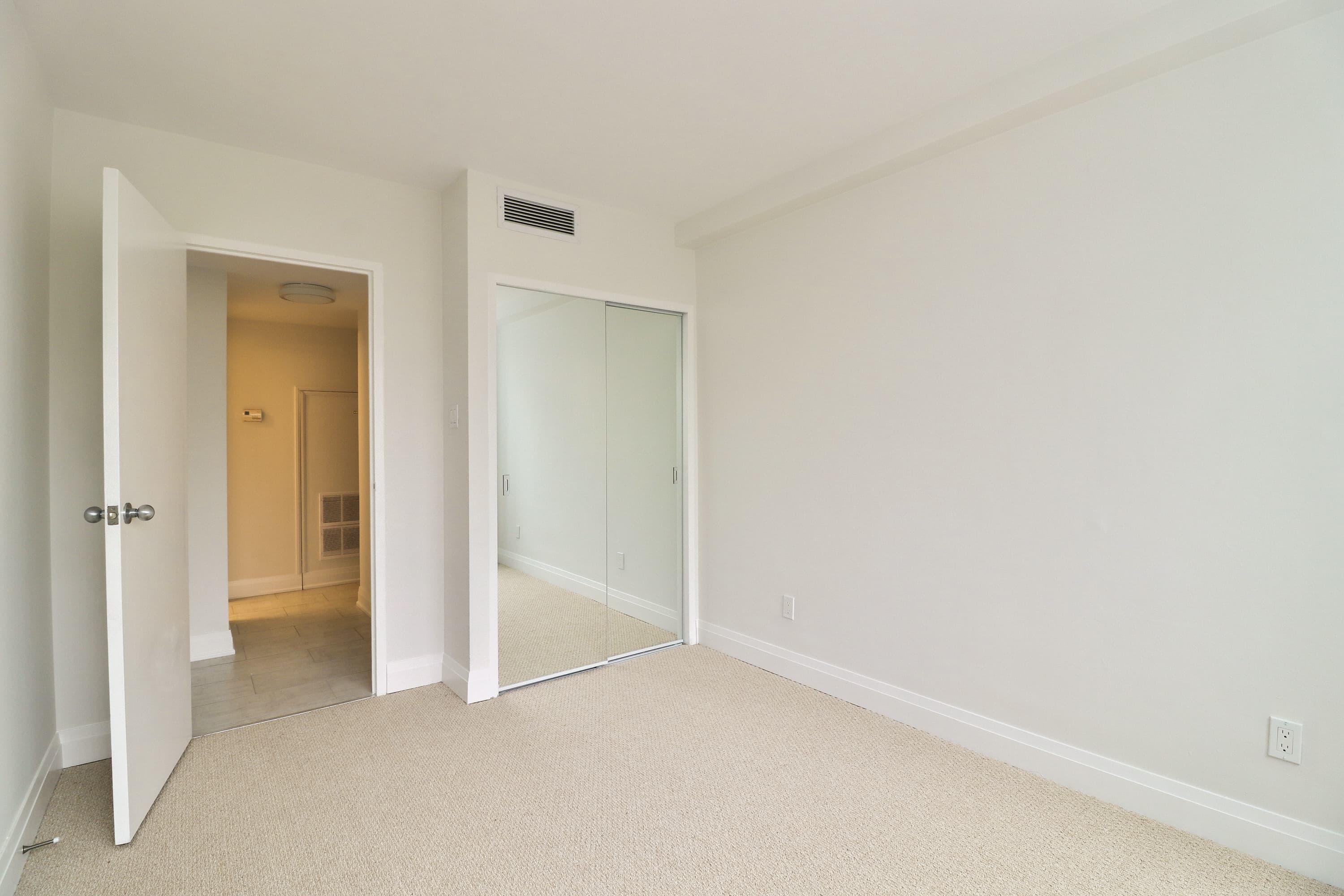 Westdale Properties — 2 Bed / 1.5 Bath - Photo 26