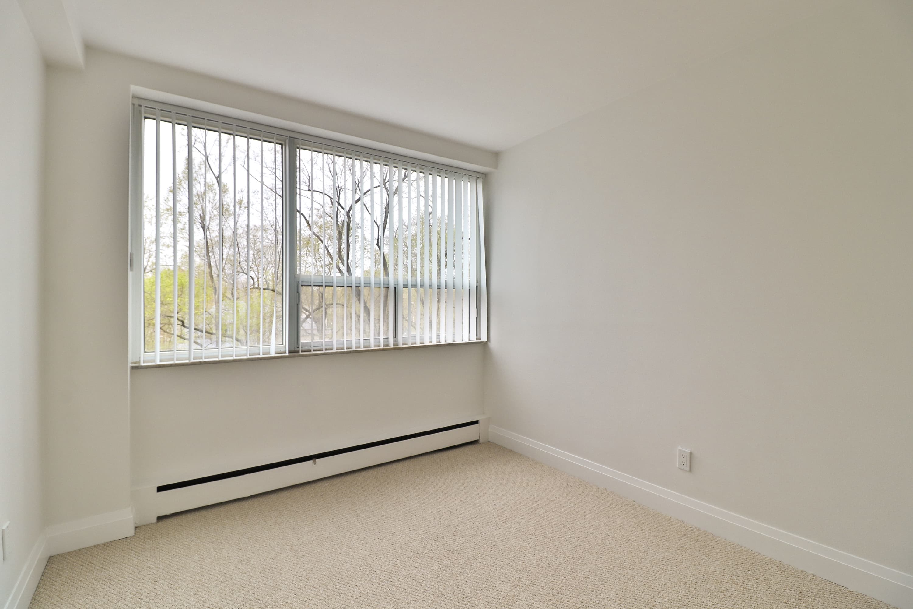Westdale Properties — 2 Bed / 1.5 Bath - Photo 25