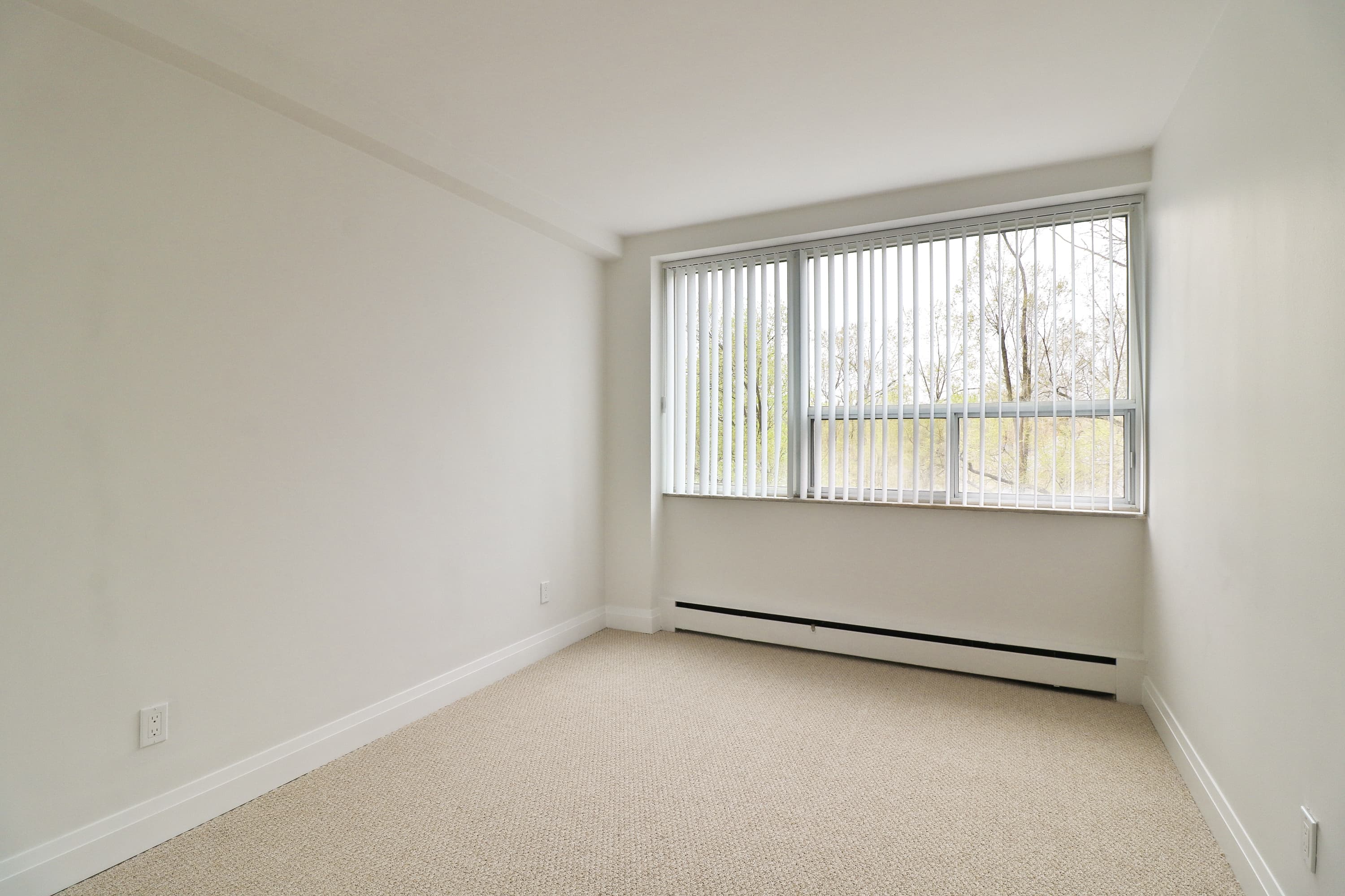 Westdale Properties — 2 Bed / 1.5 Bath - Photo 28