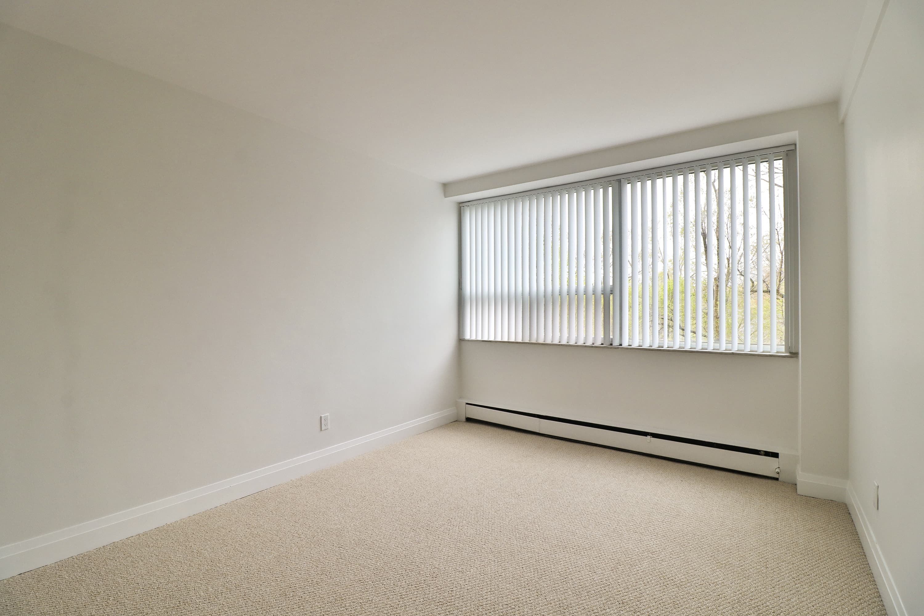 Westdale Properties — 2 Bed / 1.5 Bath - Photo 32