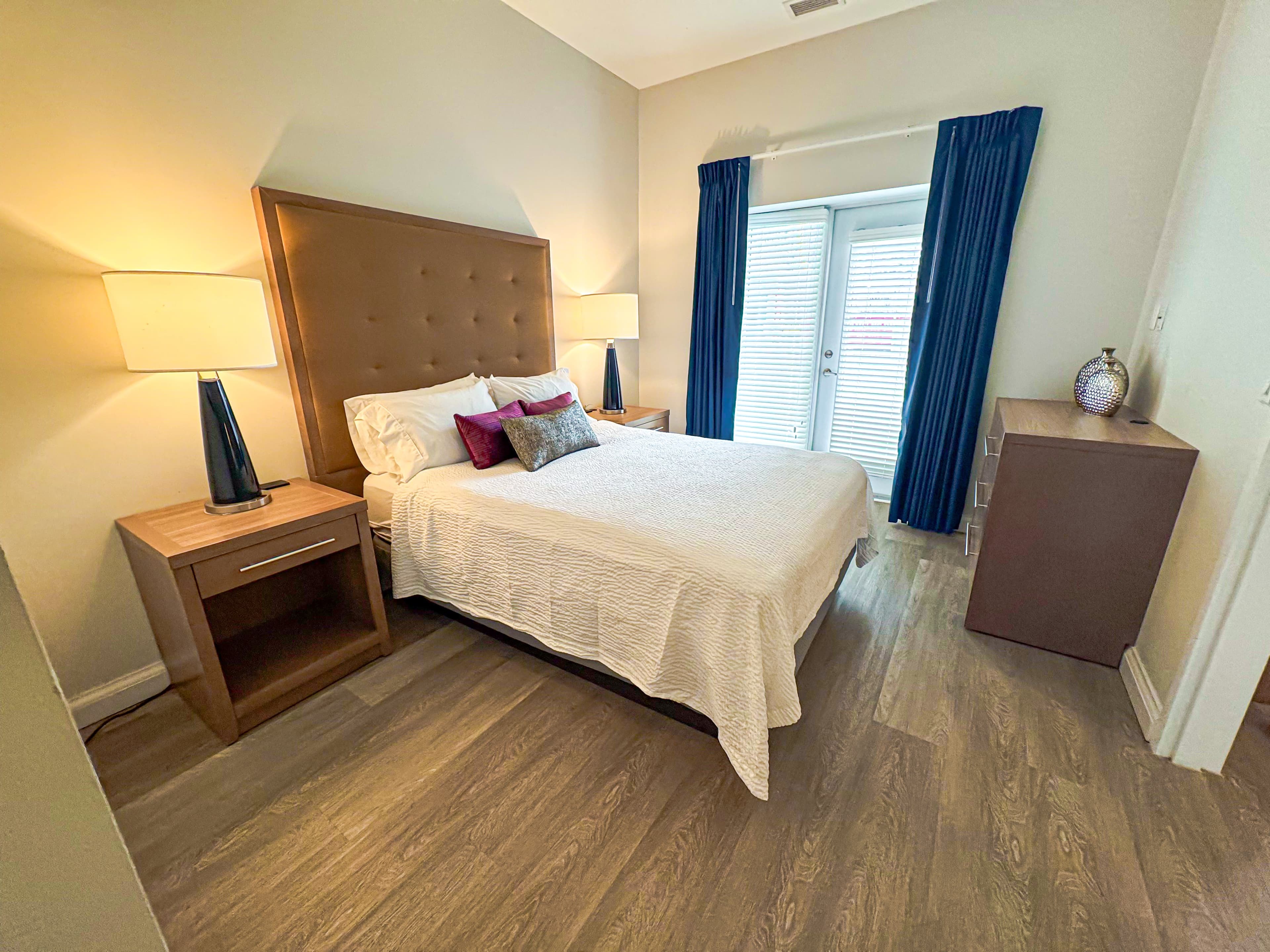 Bayview Group — 1116 - Photo 6