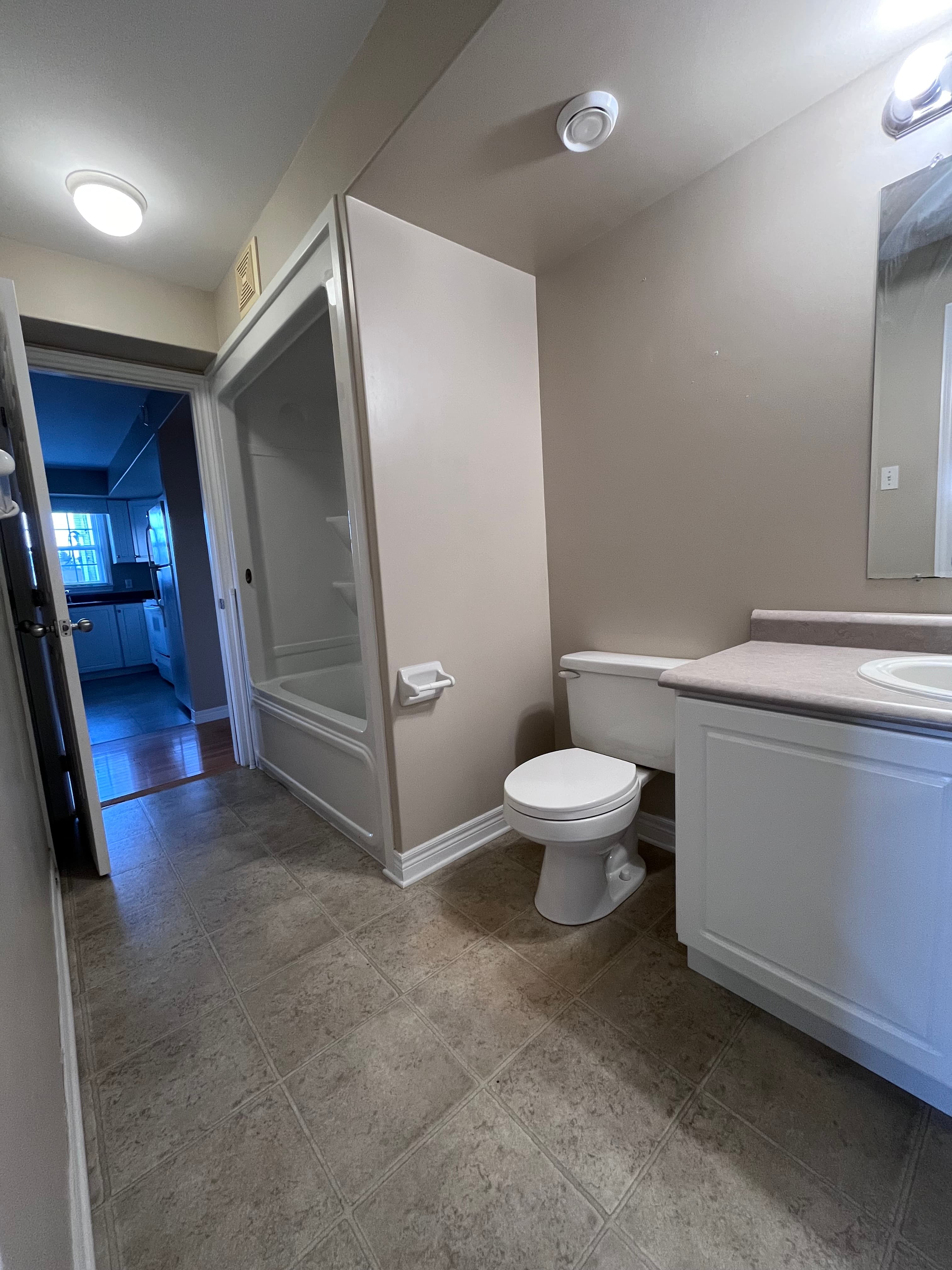 Urchin Property Management Inc. — 8 - Photo 10