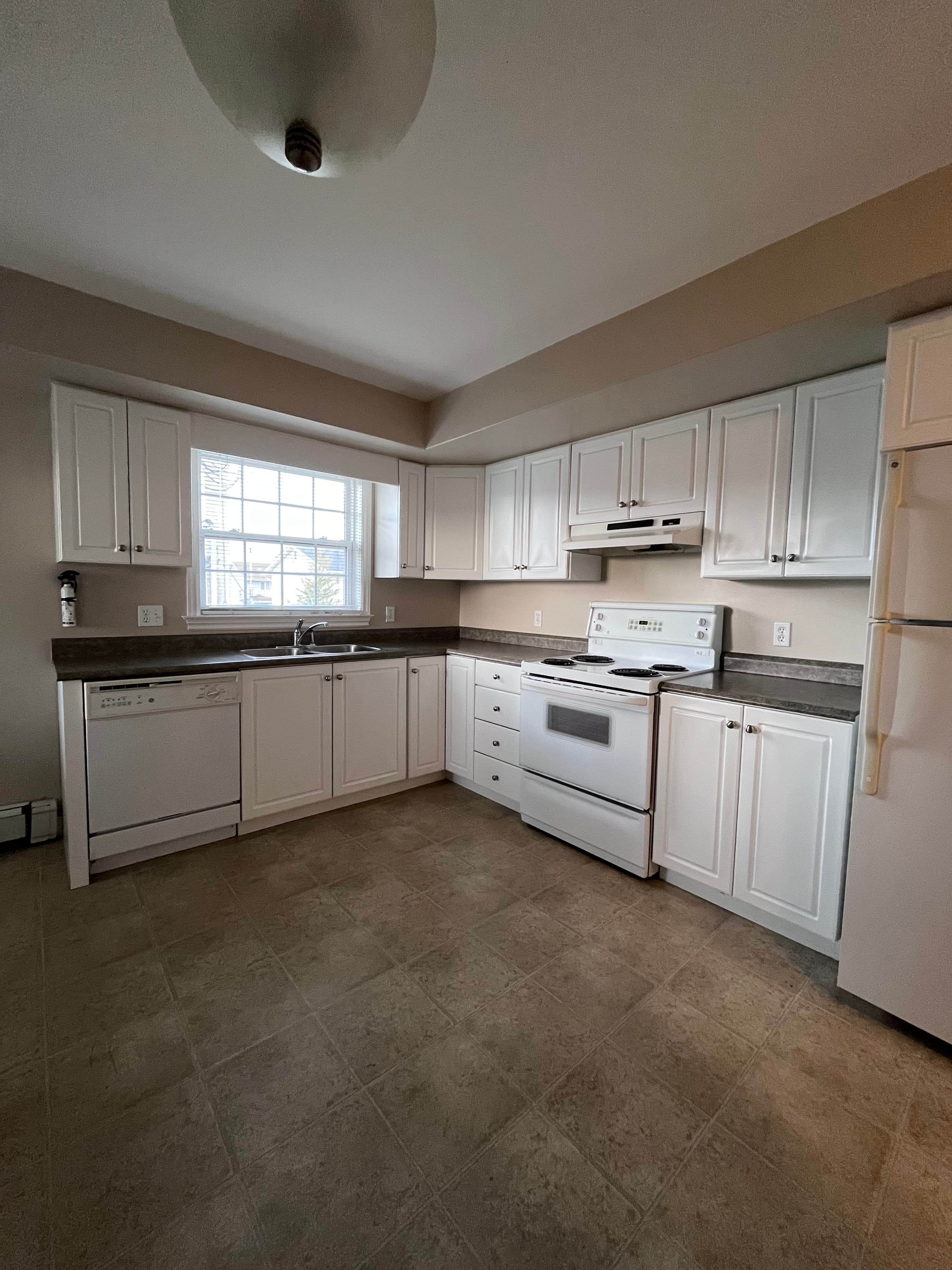 Urchin Property Management Inc. — 8 - Photo 2