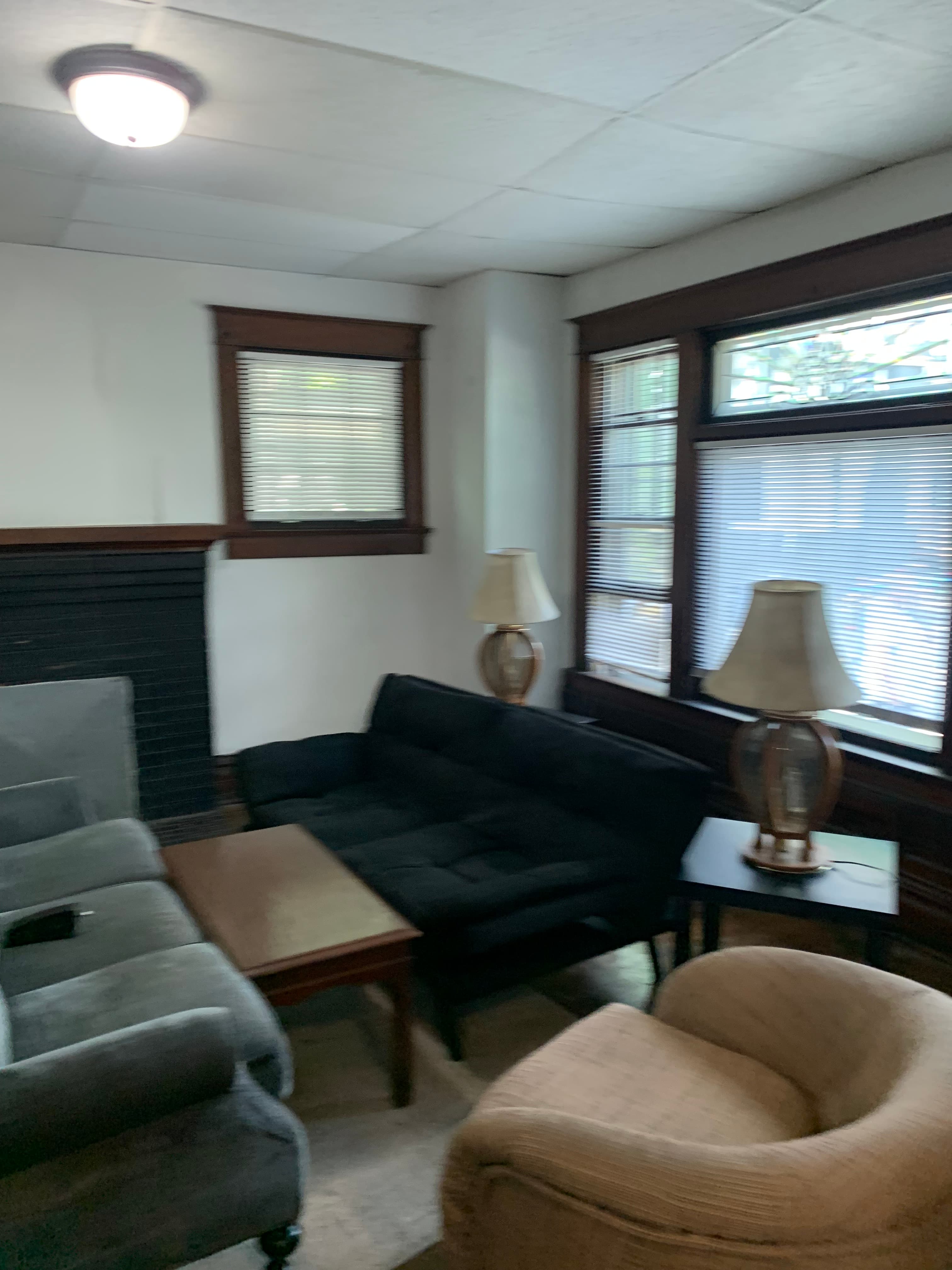 Investor’s Property Management — 5 Bedroom(s) and 2 Bathroom(s) - Photo 3
