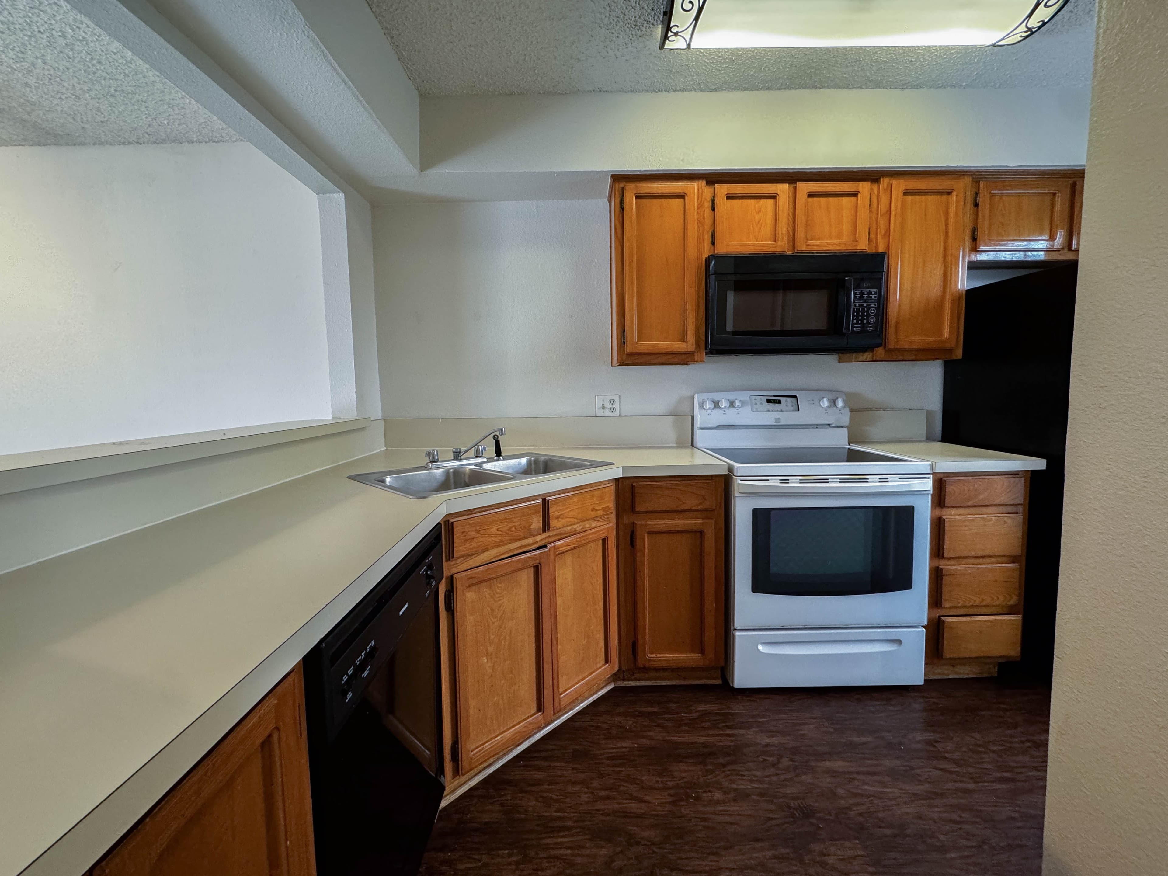 Scott Brown Properties - Photo 3