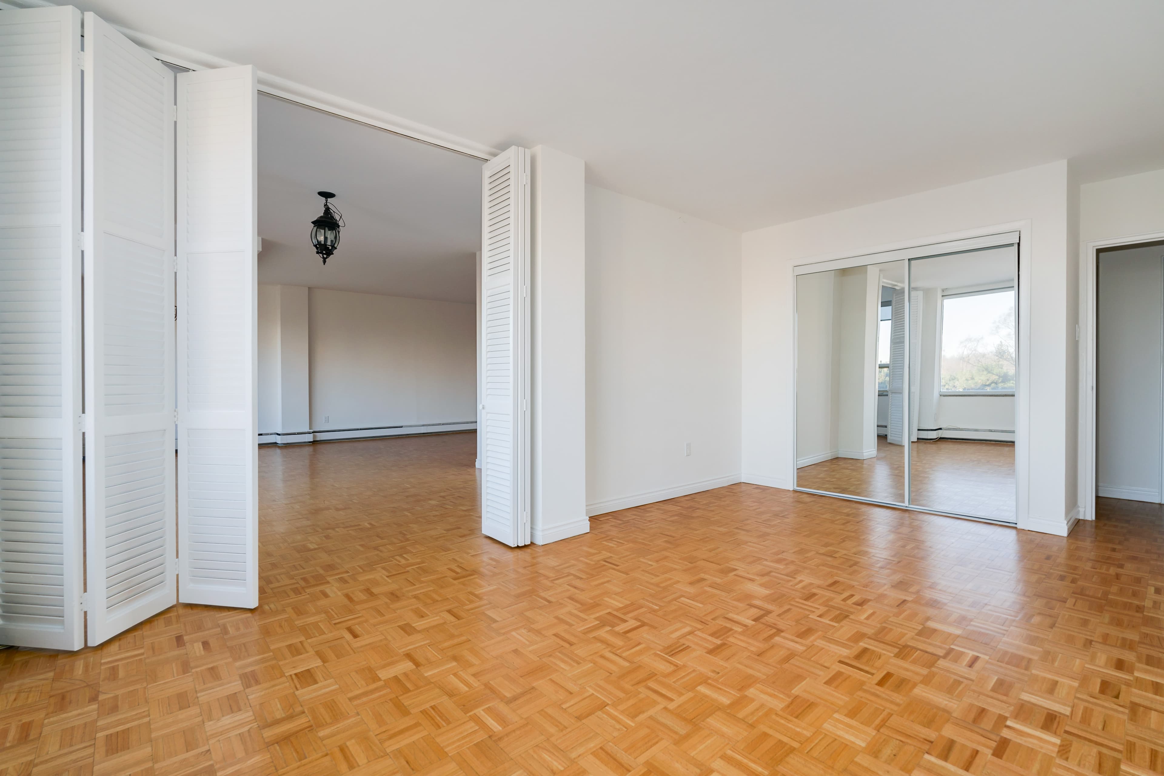 Glen Corporation — 2 Bedroom - Photo 31