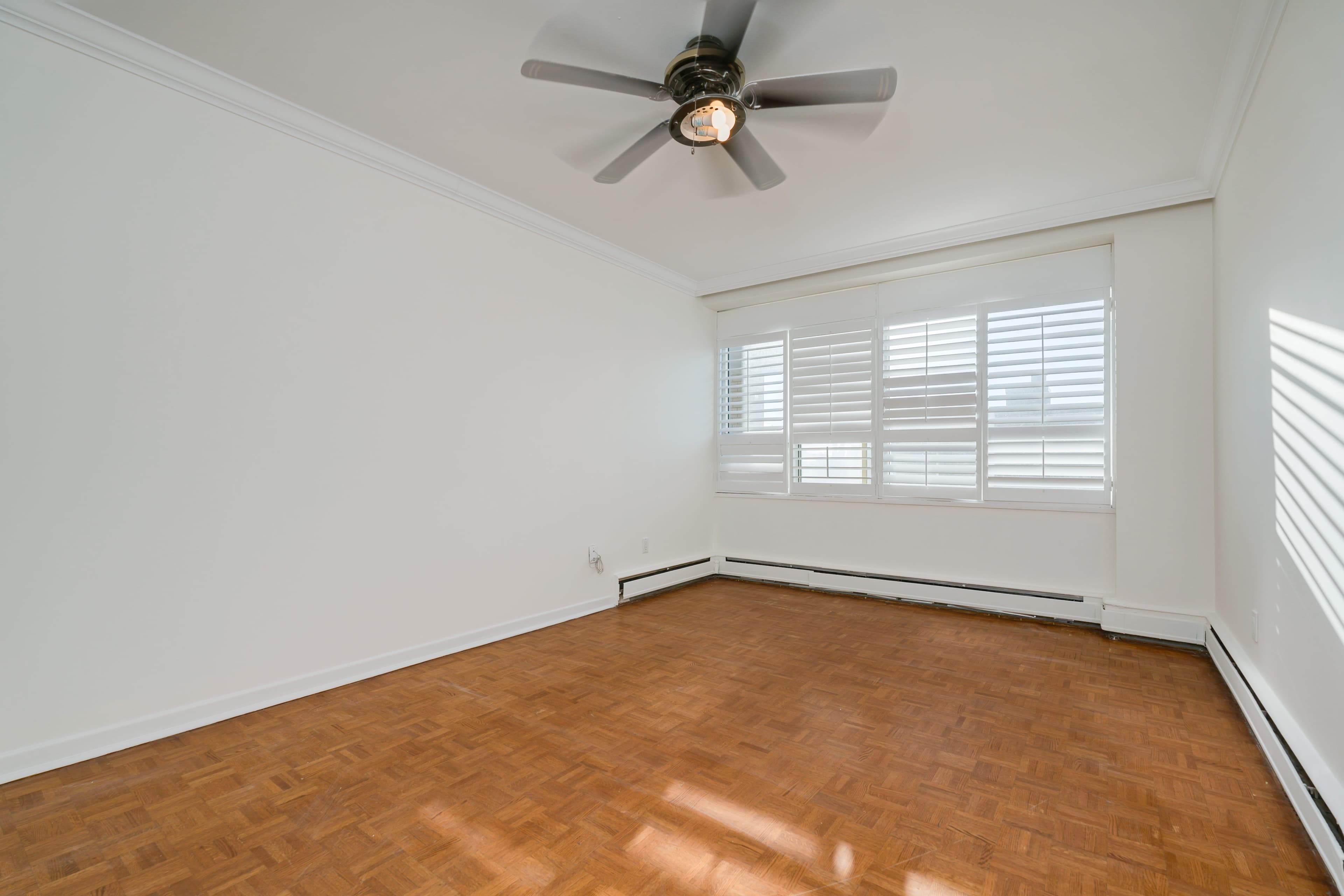 Glen Corporation — 2 Bedroom - Photo 34