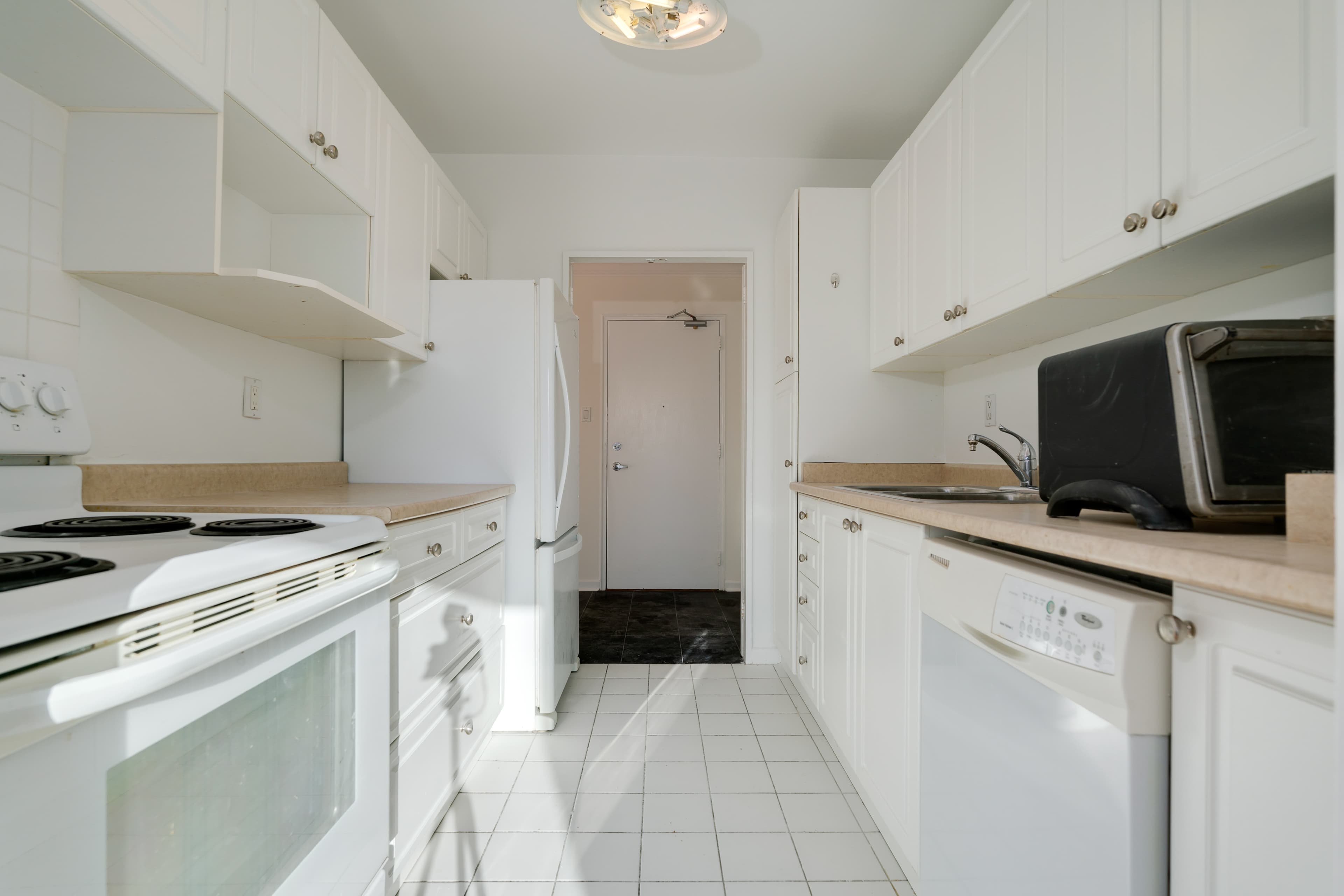 Glen Corporation — 2 Bedroom - Photo 47