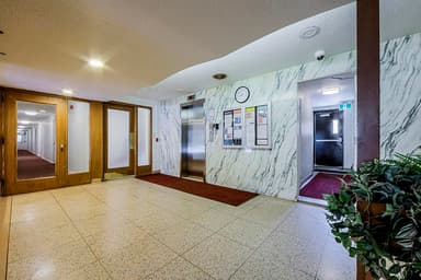 Hazelview Properties — 1 Bed 1 Bath - Photo 8