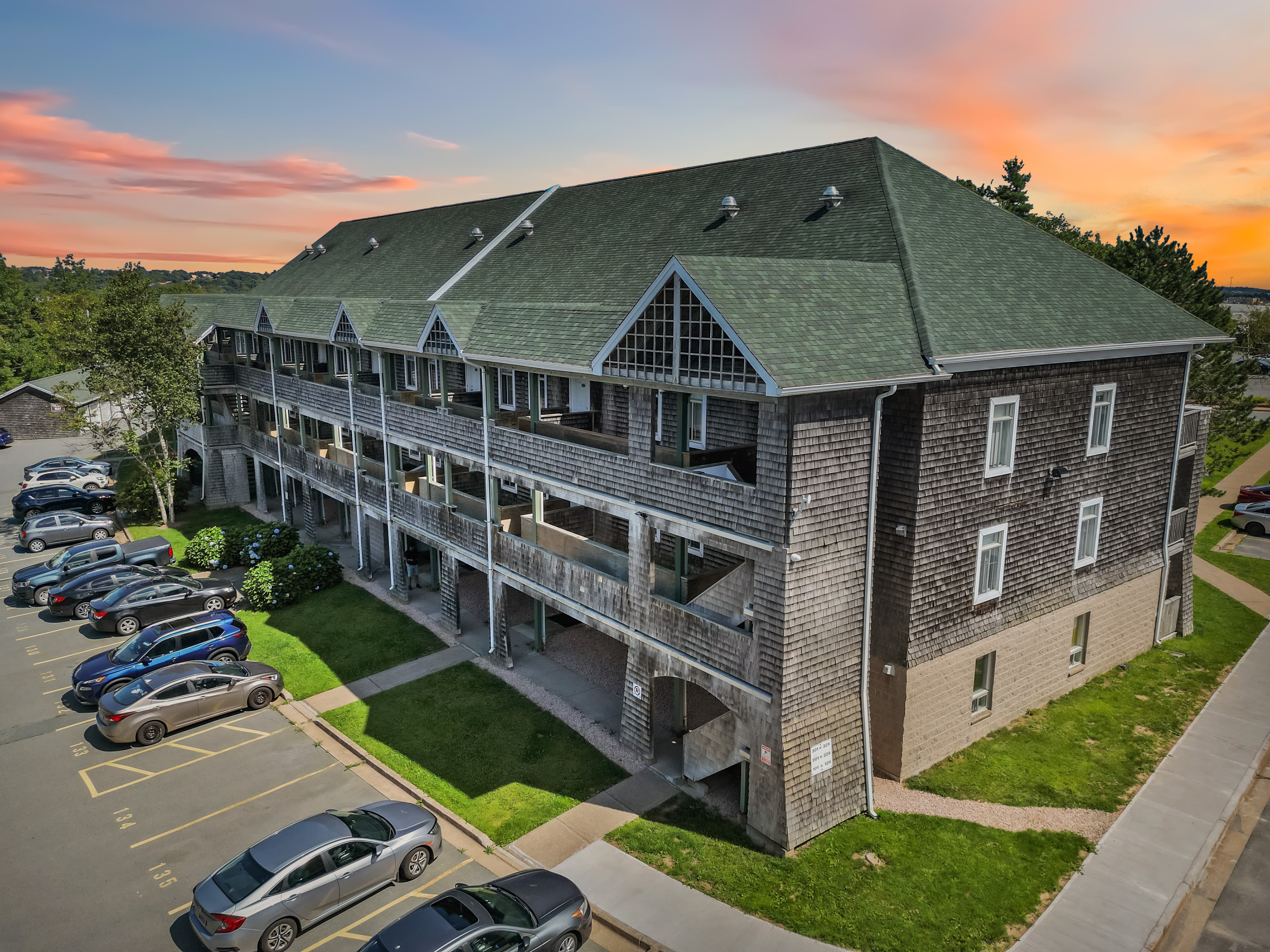 horizon court properties — 214