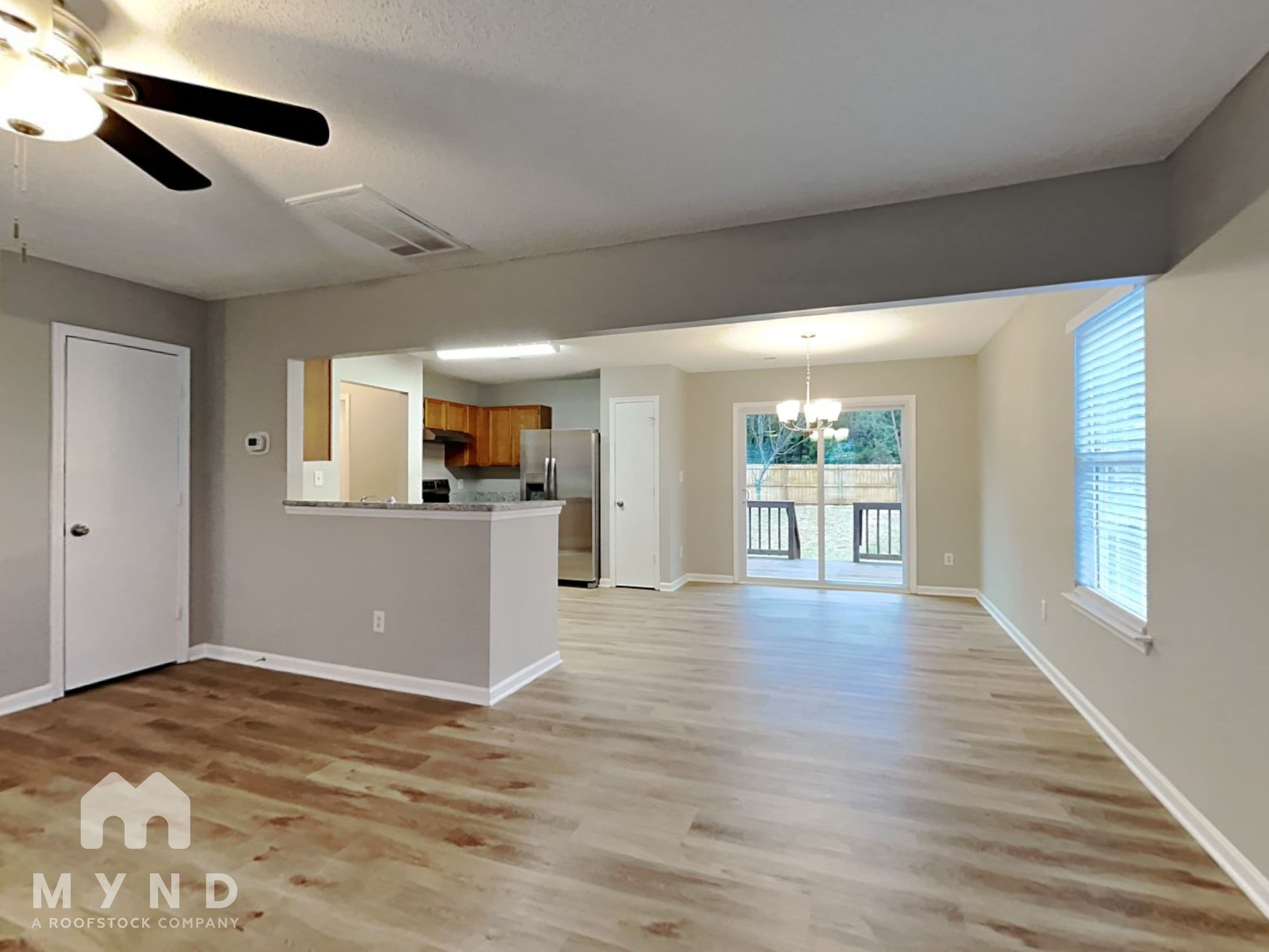 MYND — 3 Bedroom(s) and 2.5 Bathroom(s) - Photo 4