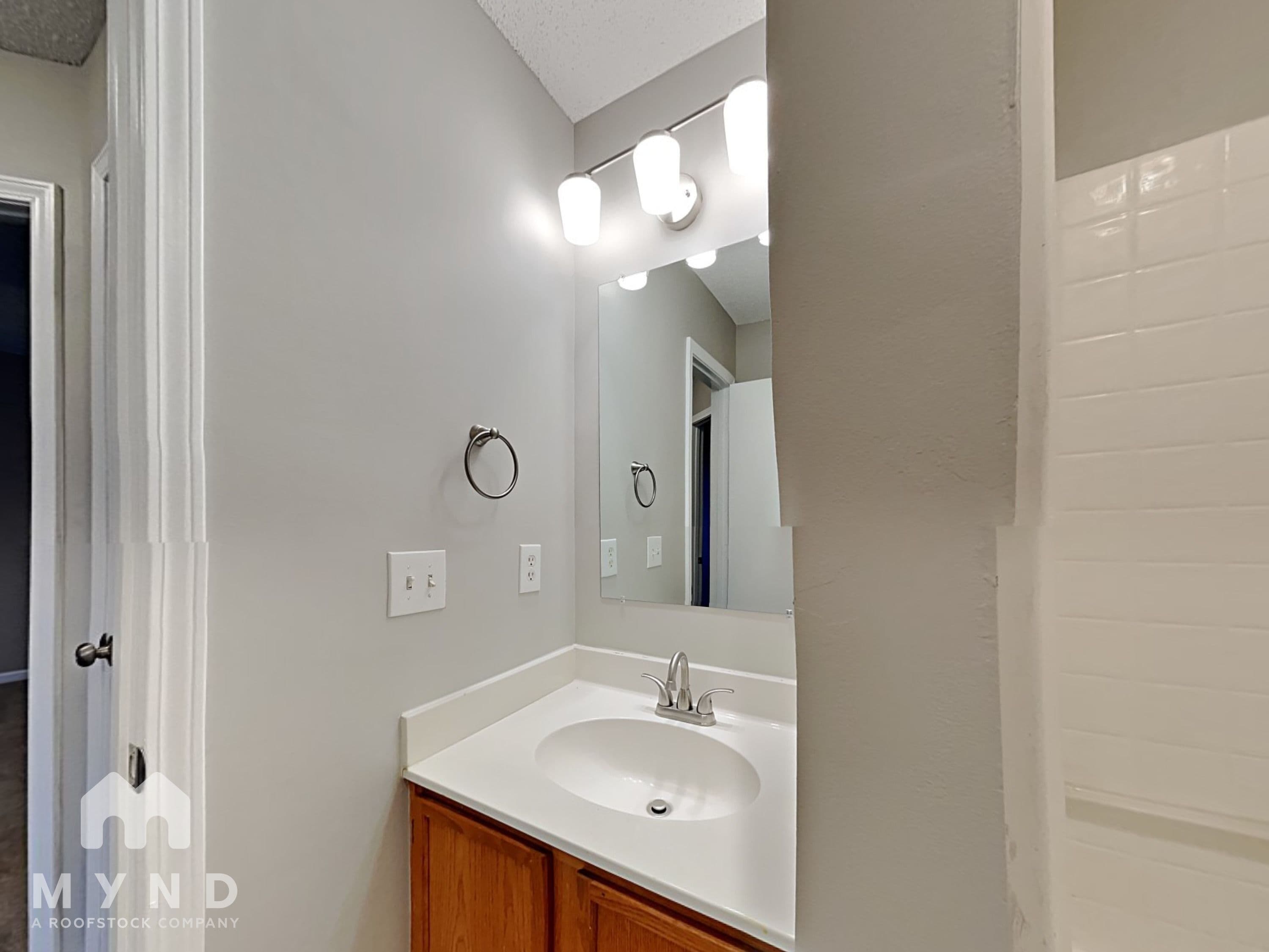 MYND — 3 Bedroom(s) and 2.5 Bathroom(s) - Photo 20
