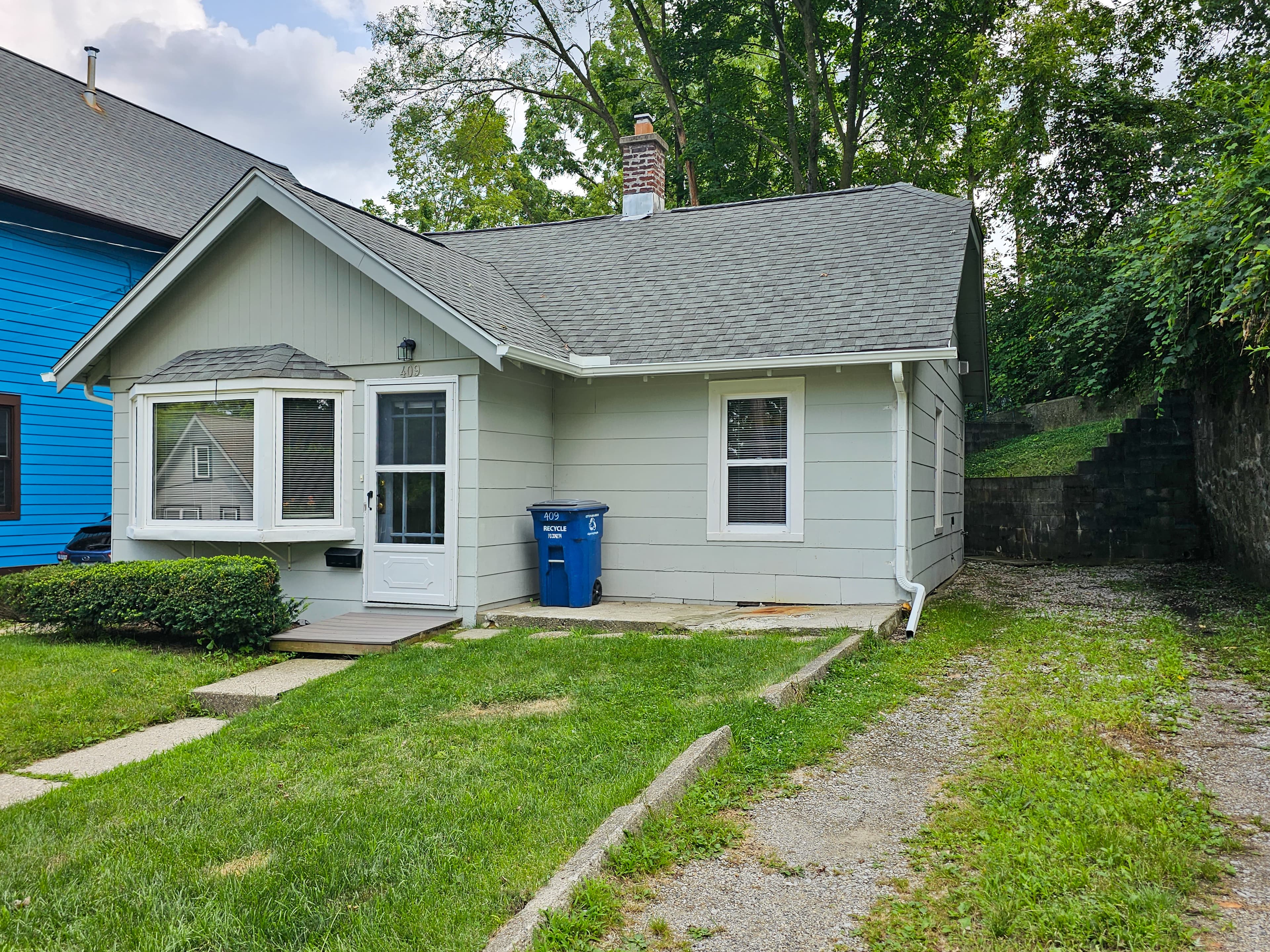 Investor’s Property Management — 2 Bedroom(s) and 2 Bathroom(s) - Photo 1