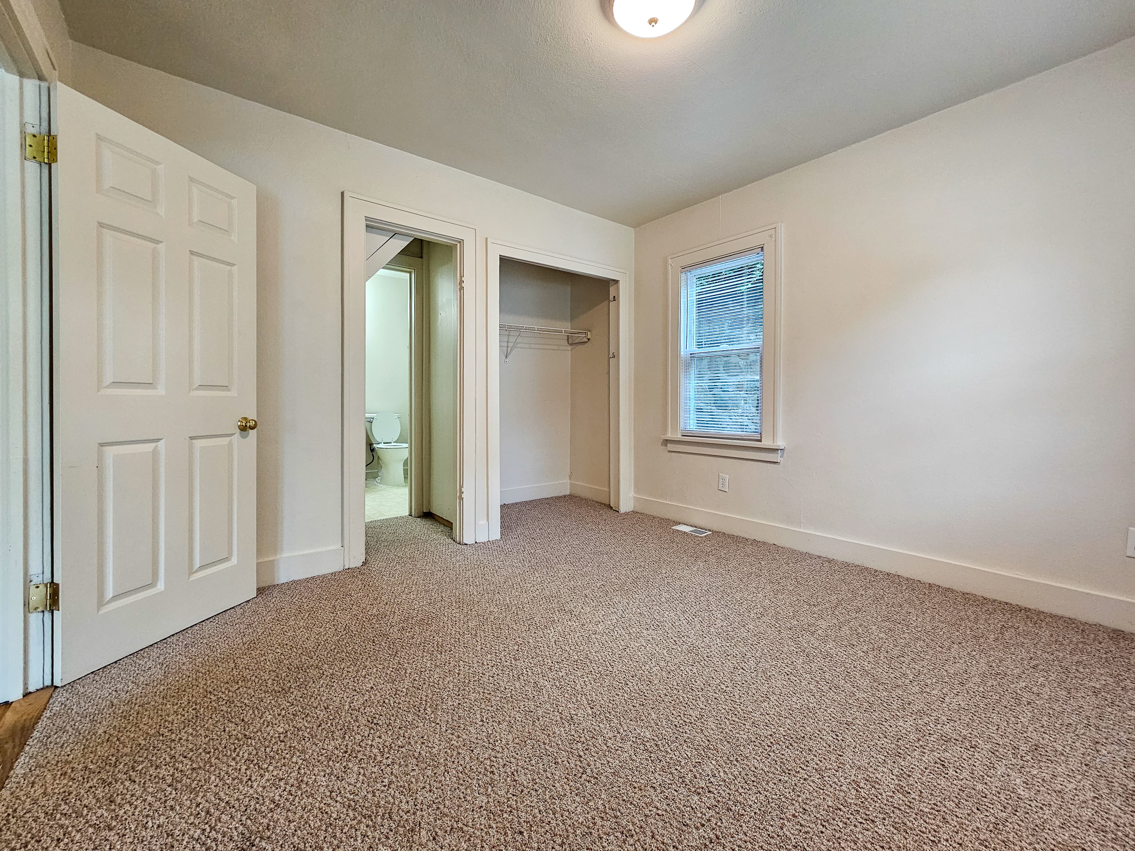 Investor’s Property Management — 2 Bedroom(s) and 2 Bathroom(s) - Photo 14