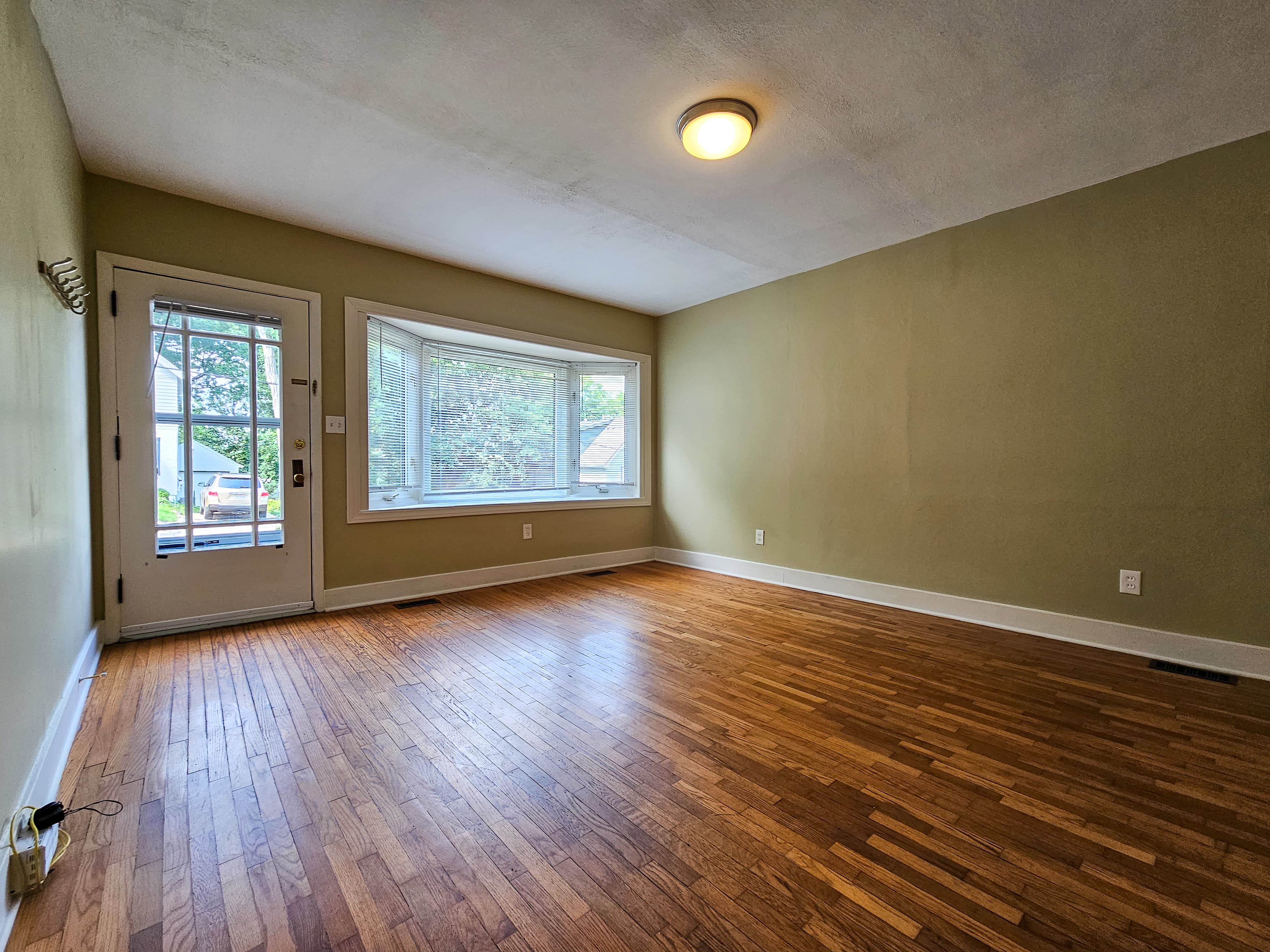 Investor’s Property Management — 2 Bedroom(s) and 2 Bathroom(s) - Photo 15
