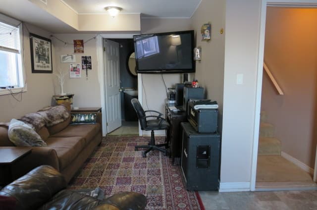 PropertyGuys.com - Photo 2