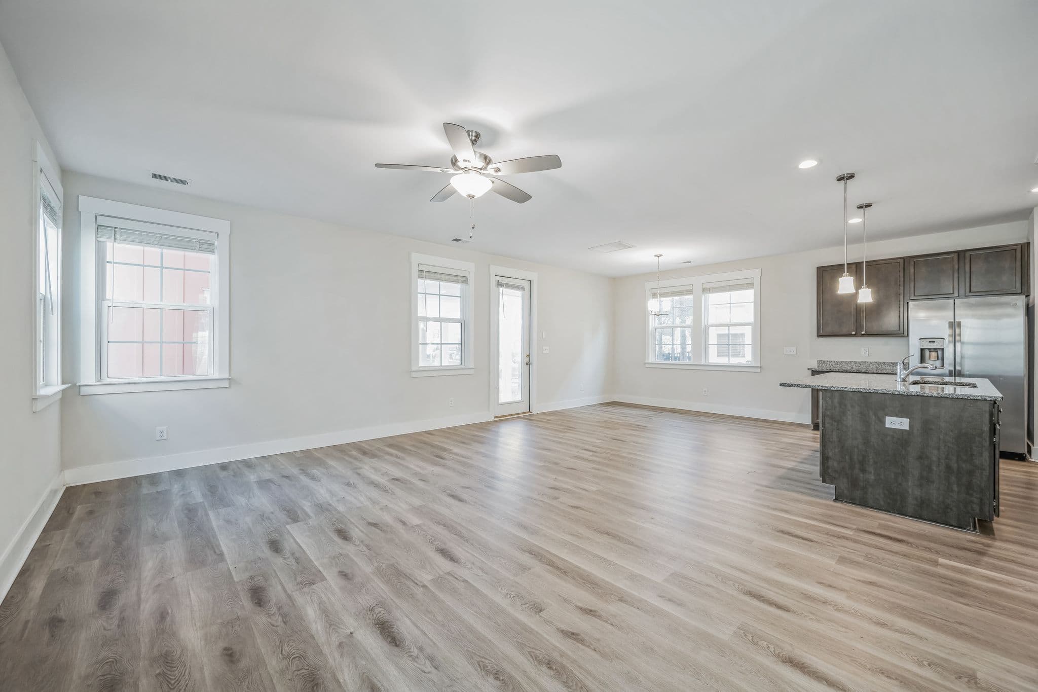 MYND — 4 Bedroom(s) and 2.5 Bathroom(s) - Photo 4