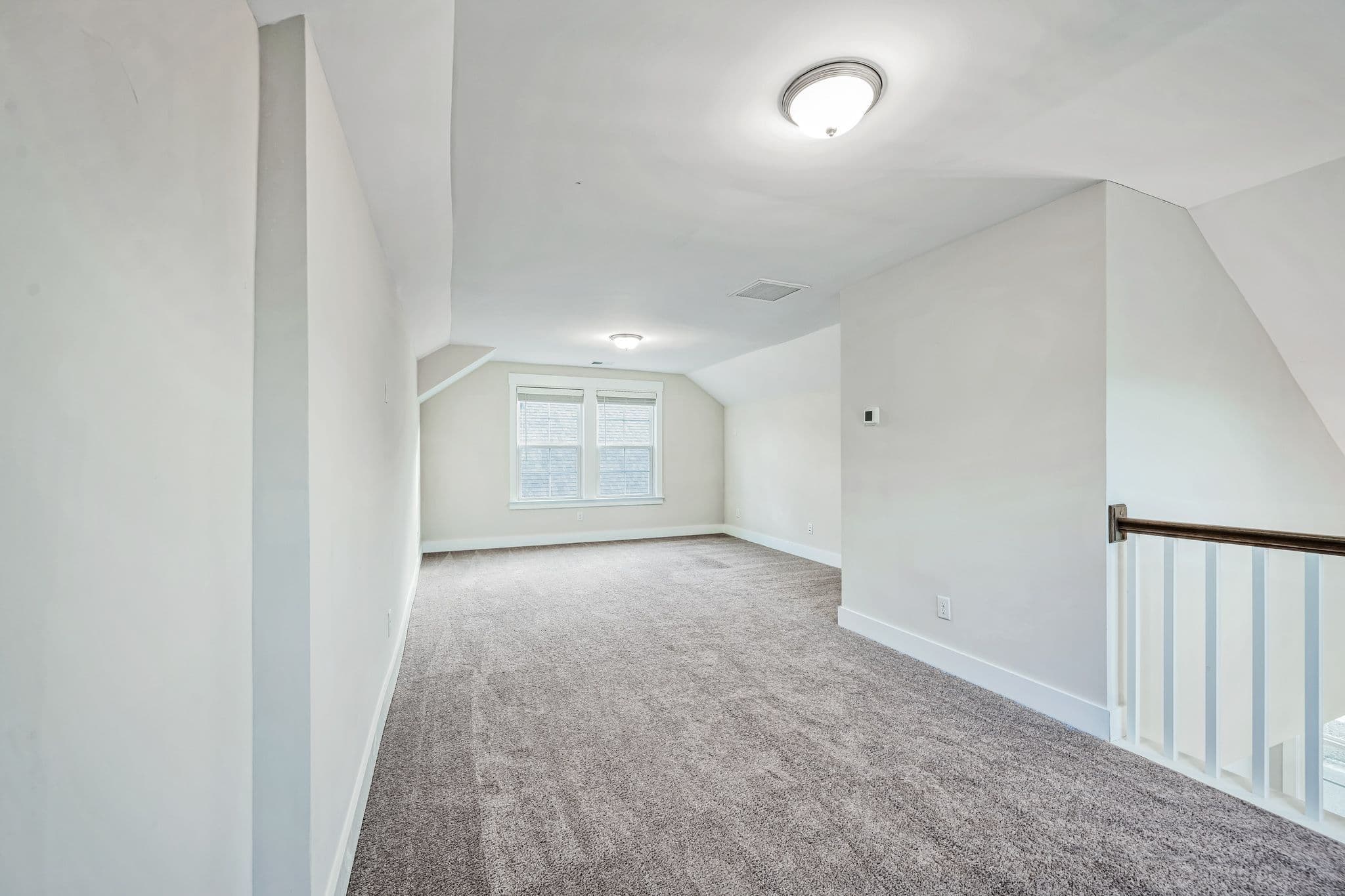 MYND — 4 Bedroom(s) and 2.5 Bathroom(s) - Photo 7