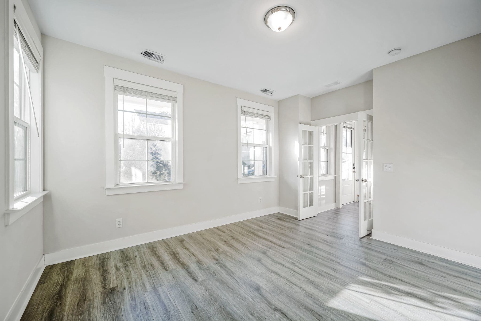 MYND — 4 Bedroom(s) and 2.5 Bathroom(s) - Photo 9