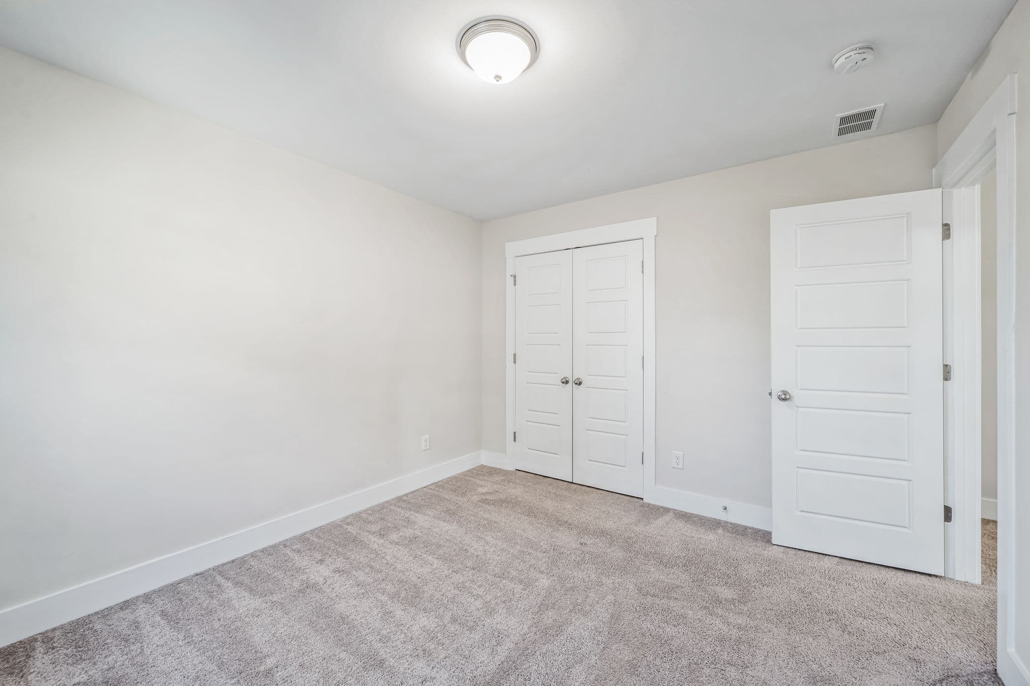 MYND — 4 Bedroom(s) and 2.5 Bathroom(s) - Photo 13