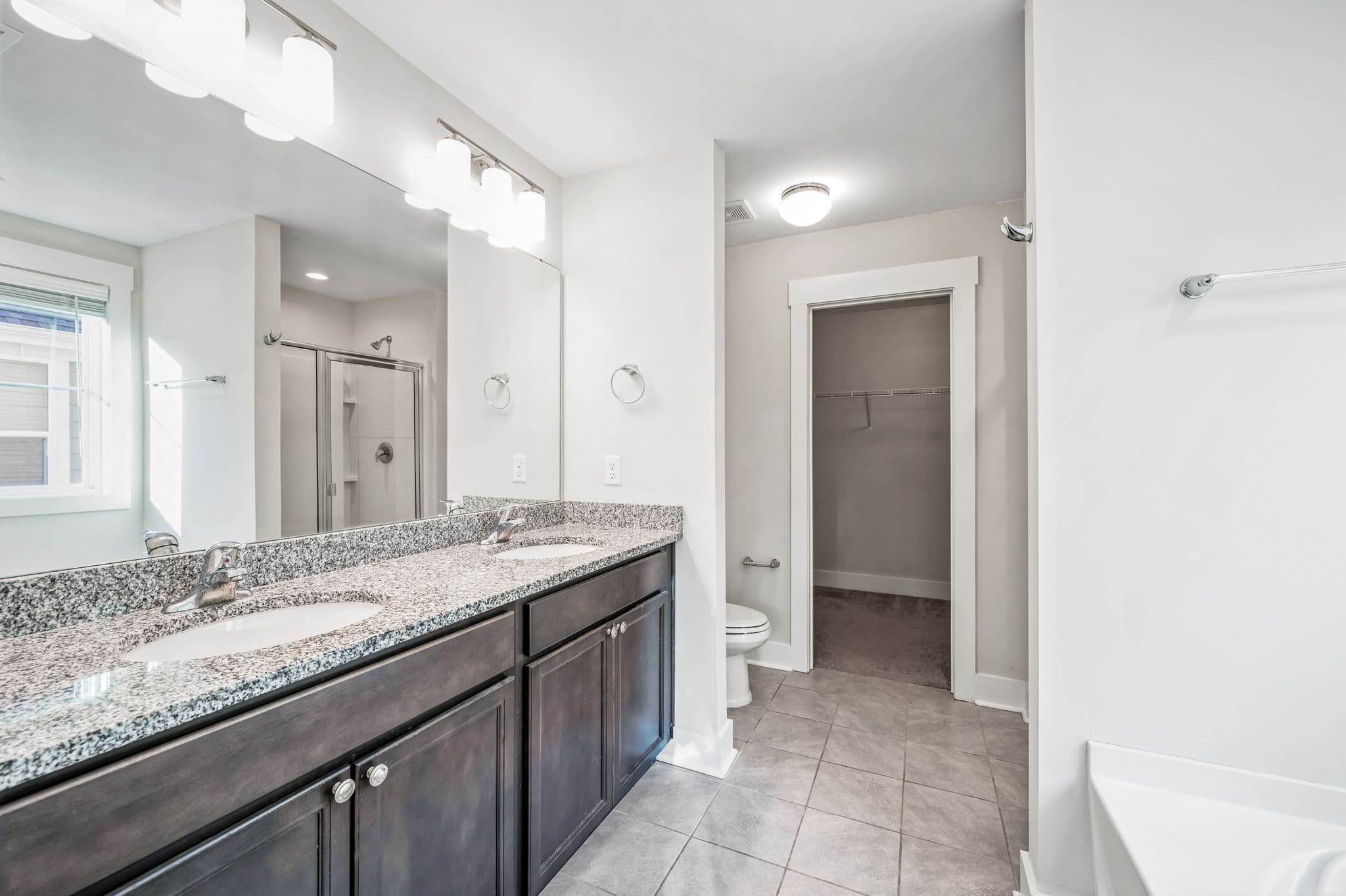 MYND — 4 Bedroom(s) and 2.5 Bathroom(s) - Photo 22