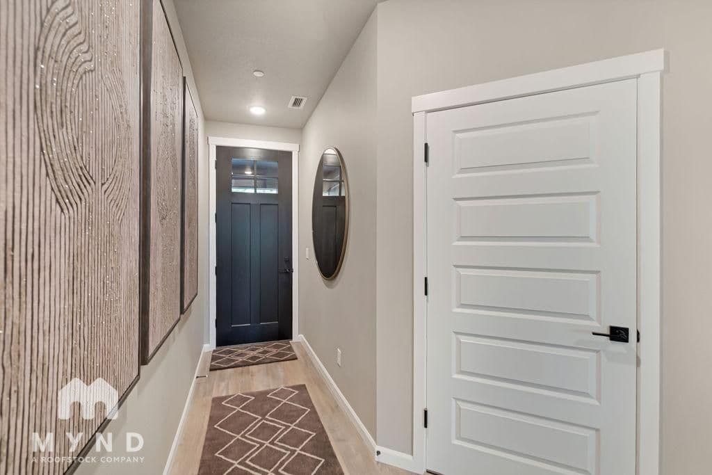 MYND — 3 Bedroom(s) and 2.5 Bathroom(s) - Photo 2