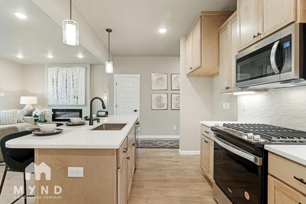 MYND — 3 Bedroom(s) and 2.5 Bathroom(s) - Photo 7