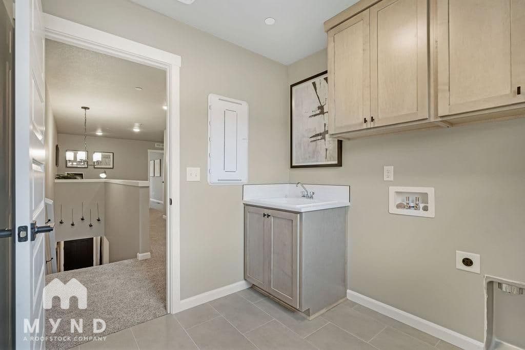 MYND — 3 Bedroom(s) and 2.5 Bathroom(s) - Photo 41