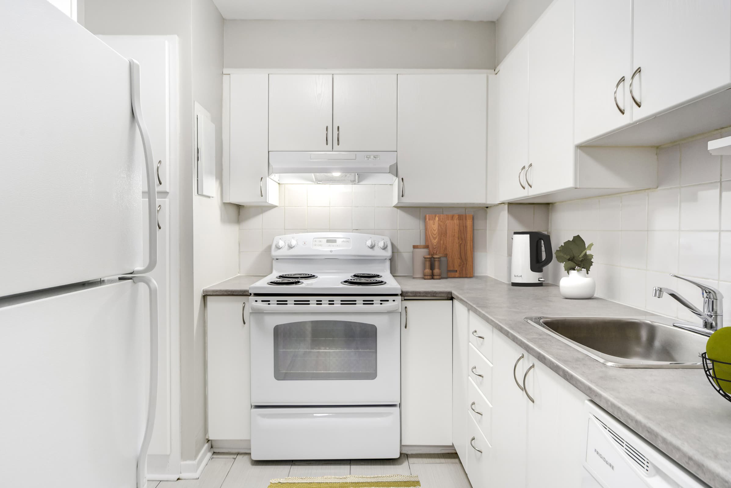 Hazelview Properties — 1 Bedroom - Photo 4